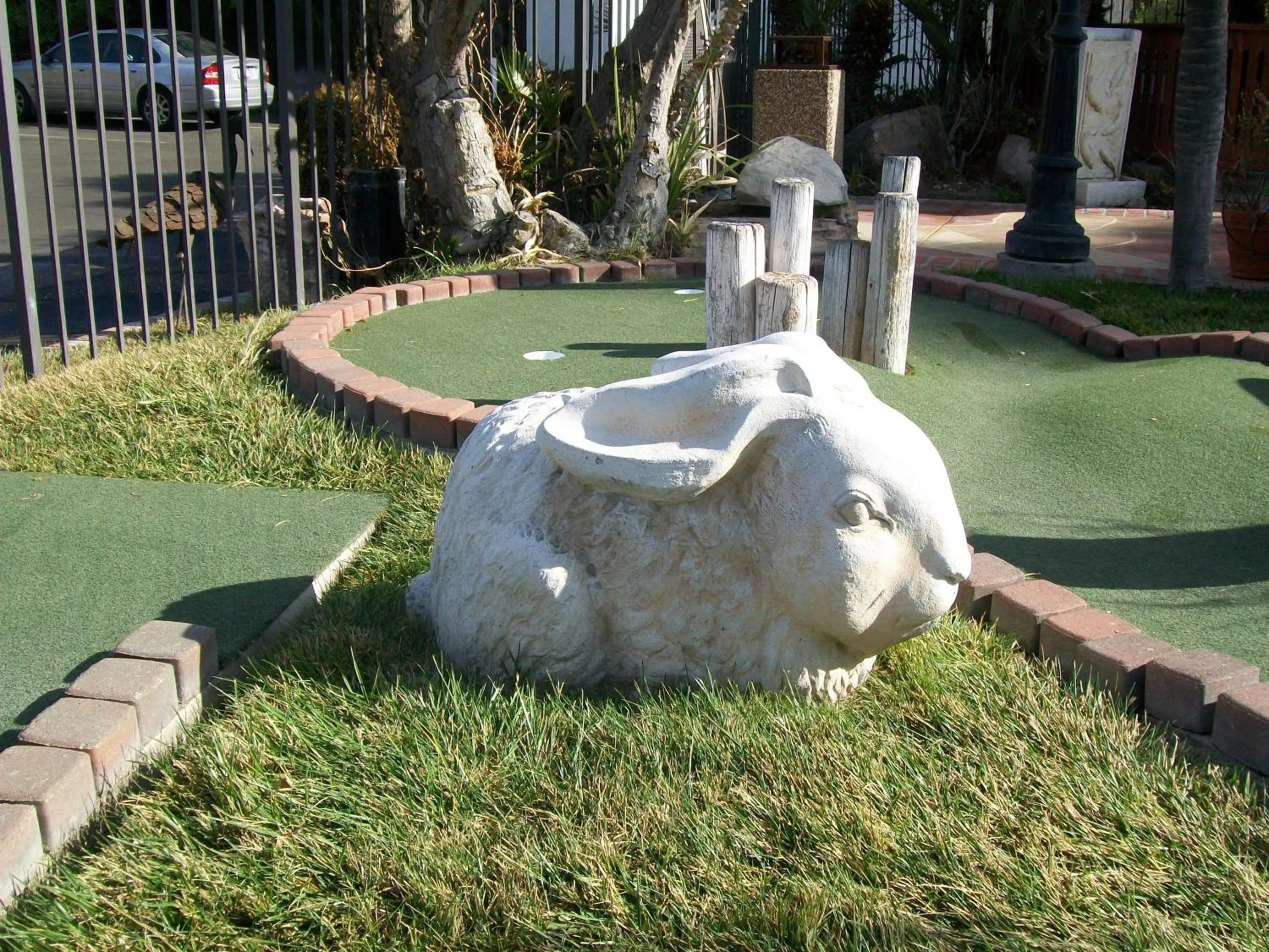 Garden in Adelaide Inn