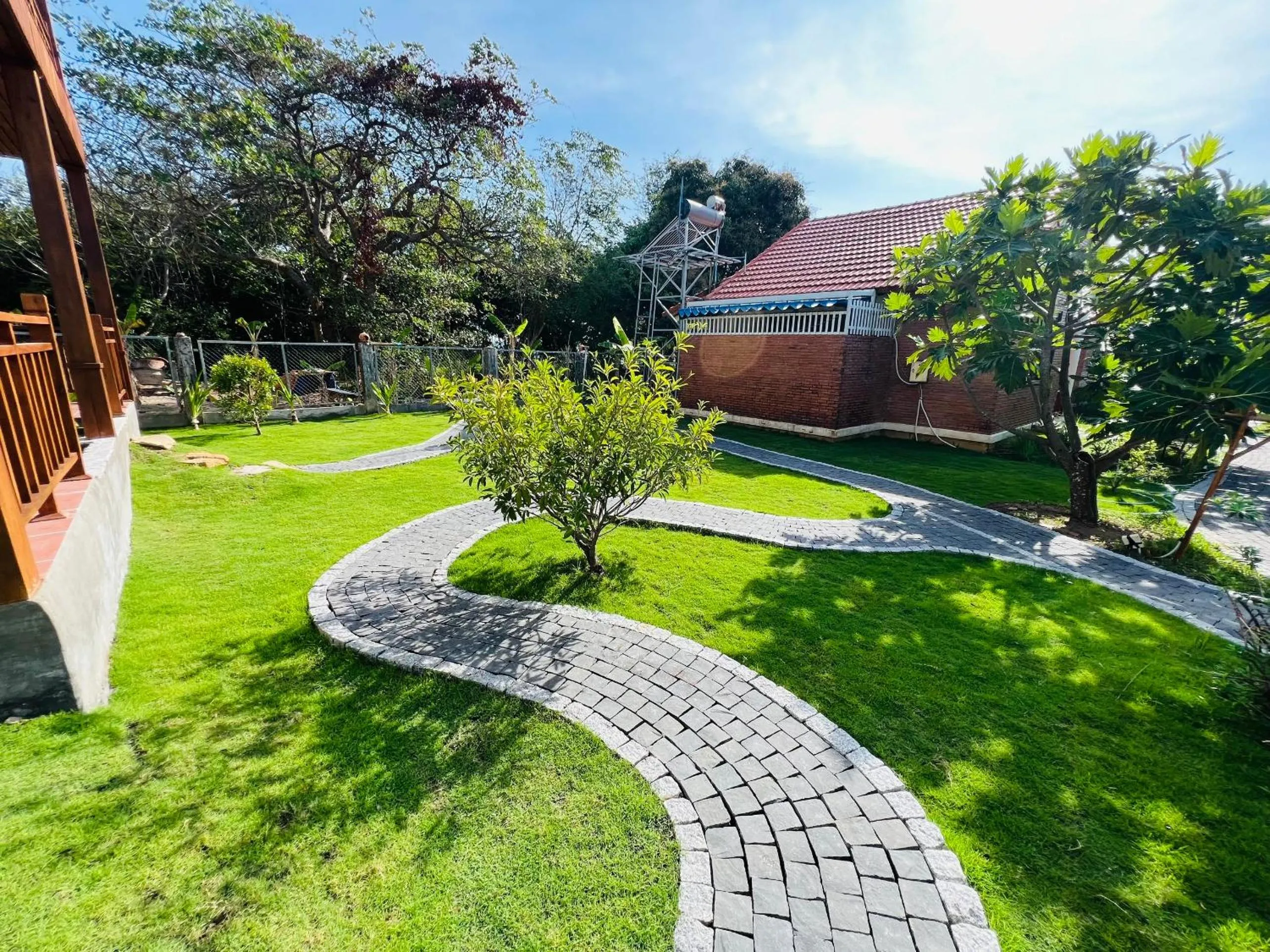 Spring in Lotus Home