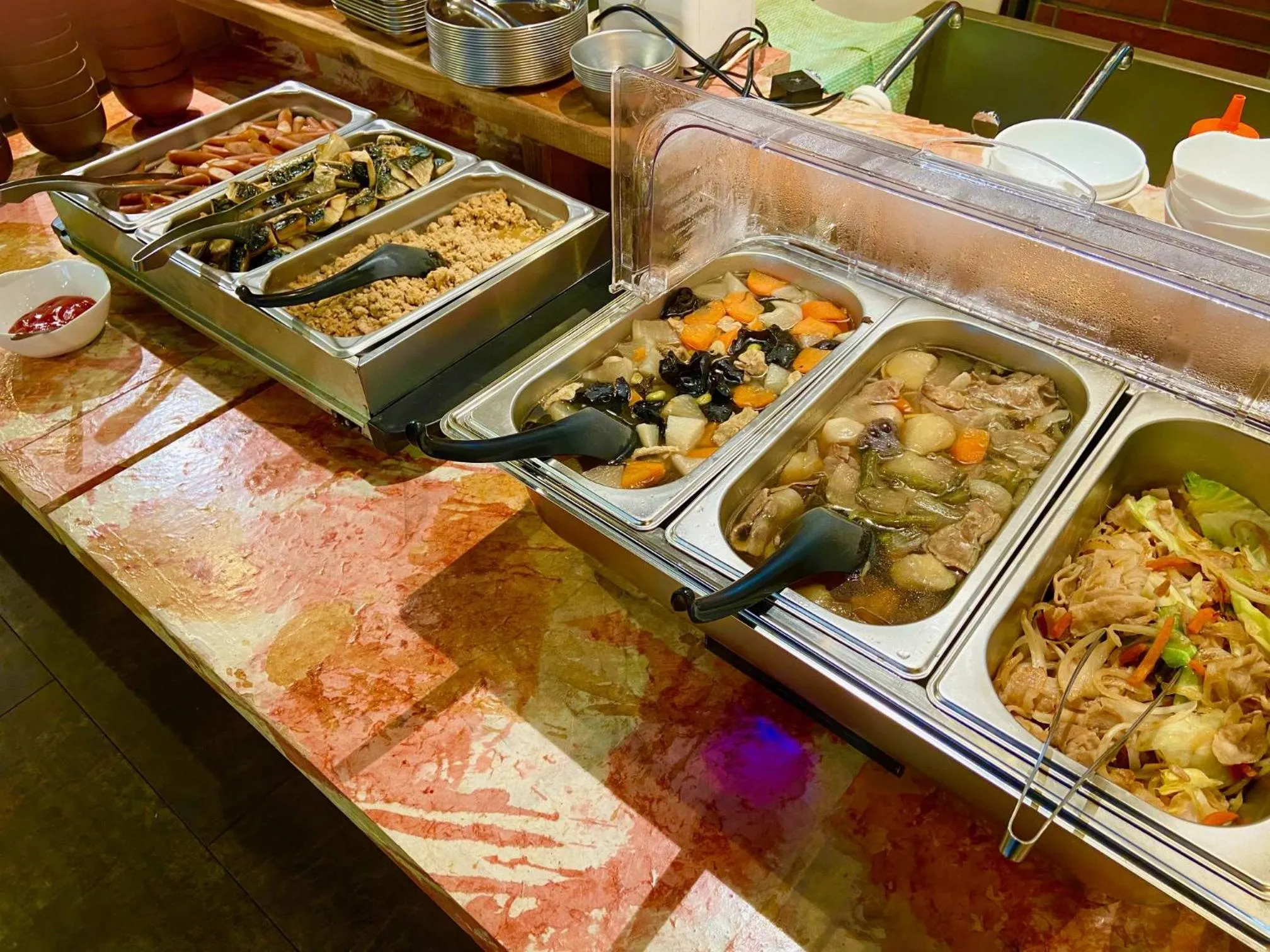 Breakfast in Meet Inn Narita