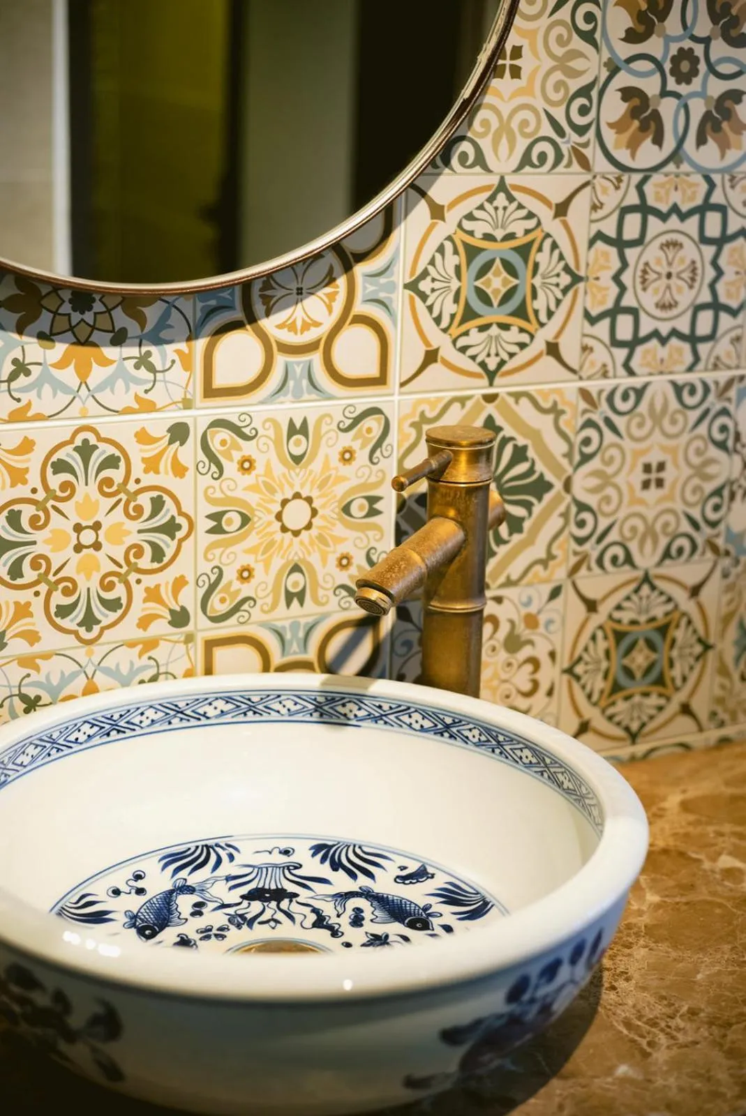 Shower in LIVIE Da Nang Style