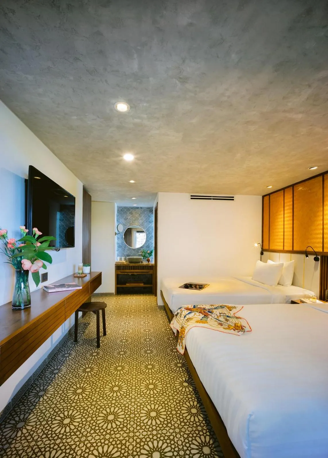 Photo of the whole room, Bed in LIVIE Da Nang Style