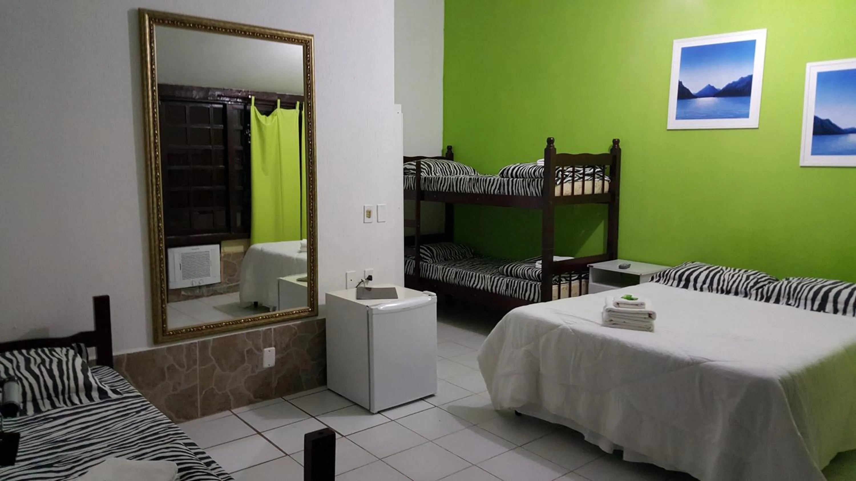 Bed in Pousada Ferradura Beach