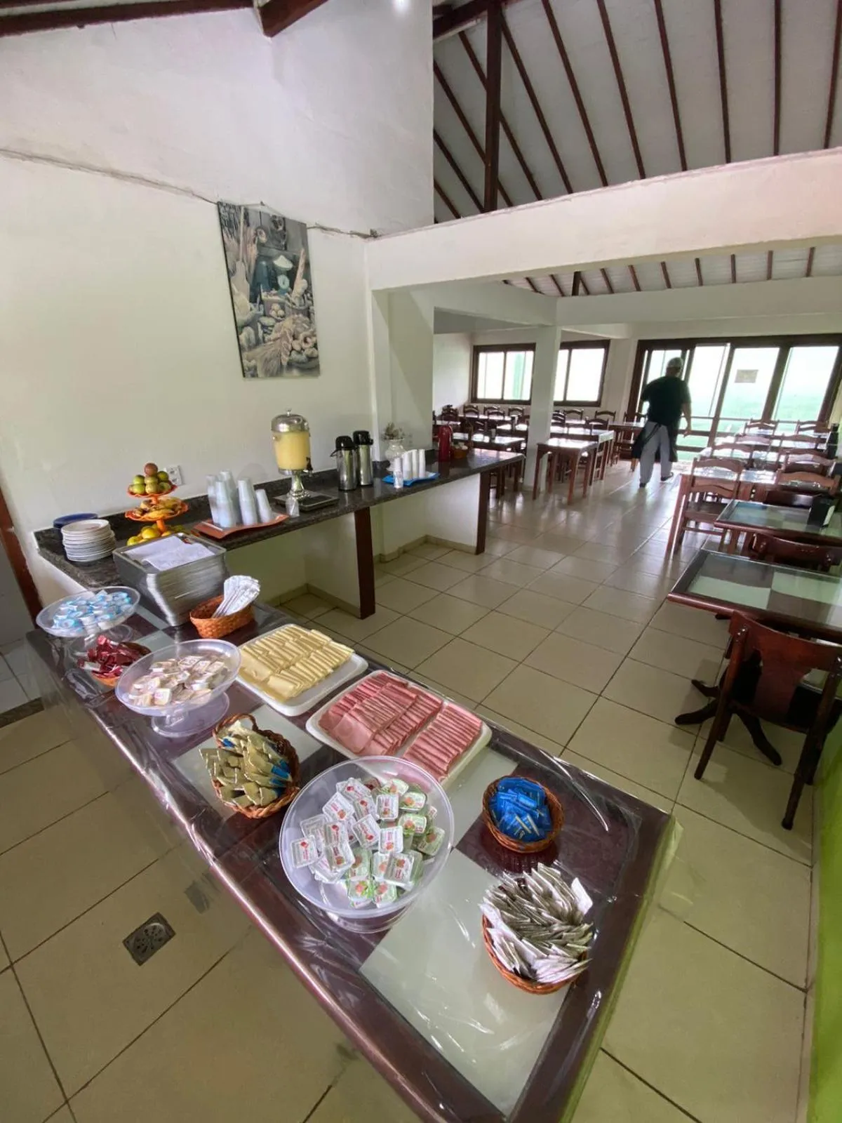 Restaurant/places to eat in Pousada Ferradura Beach