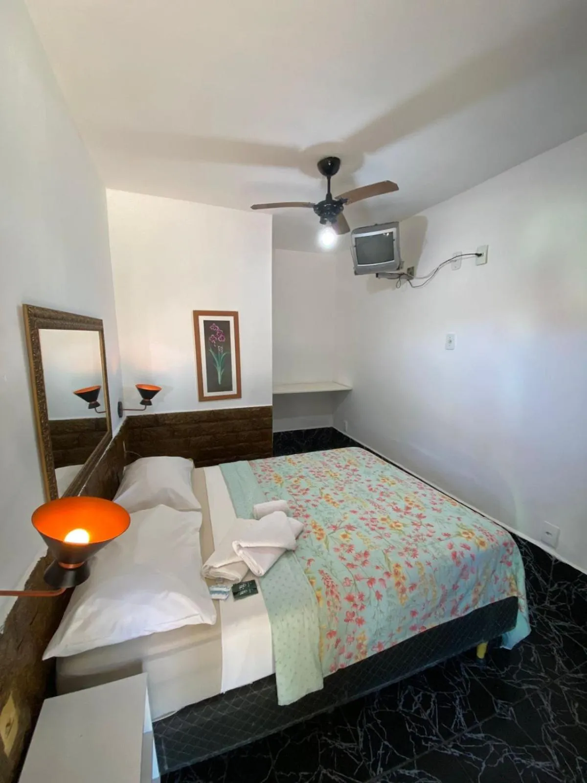 Bed in Pousada Ferradura Beach