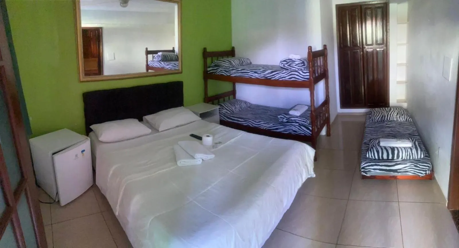 Bed in Pousada Ferradura Beach