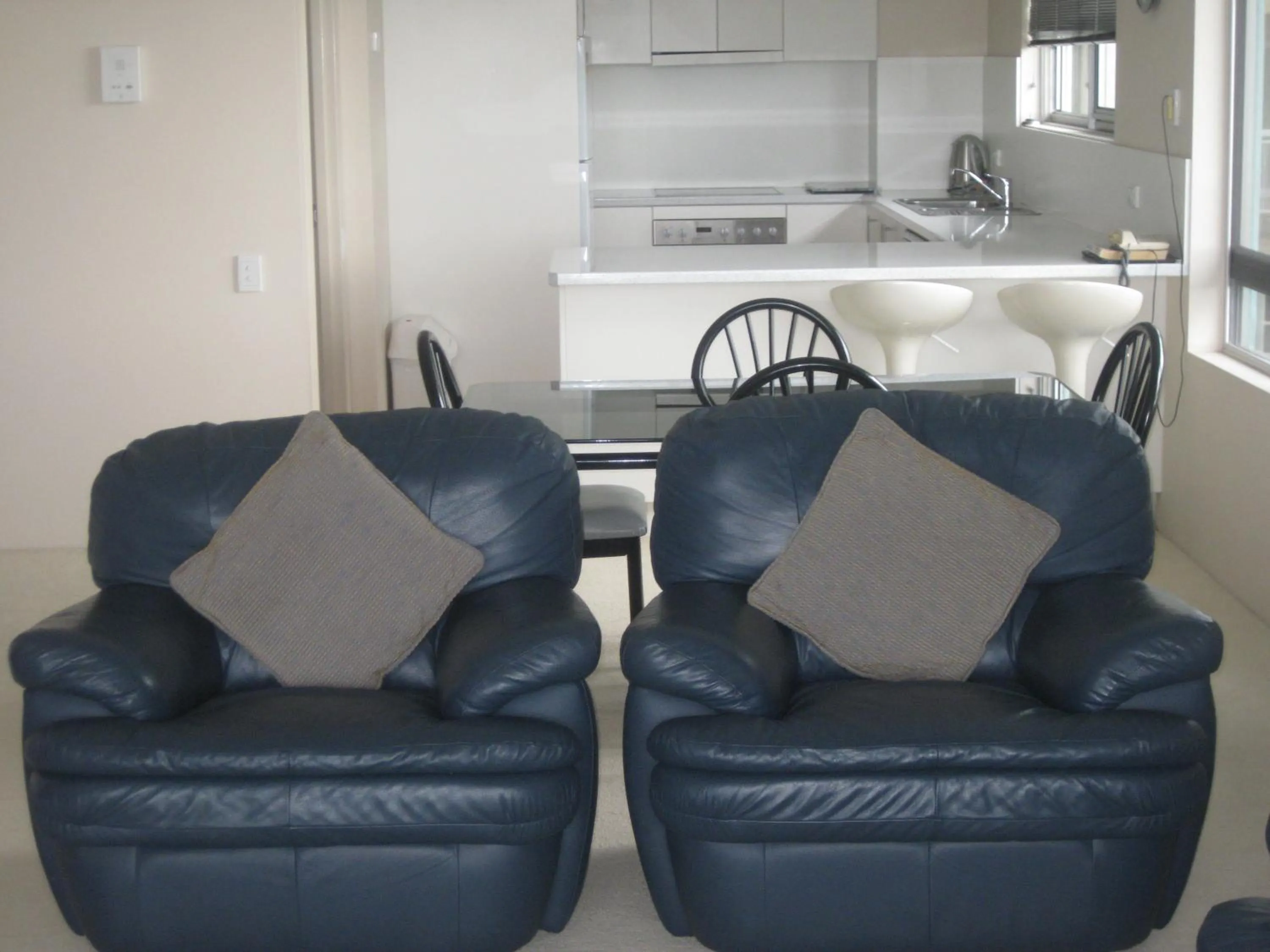 Seating area in Fairthorpe Apartments