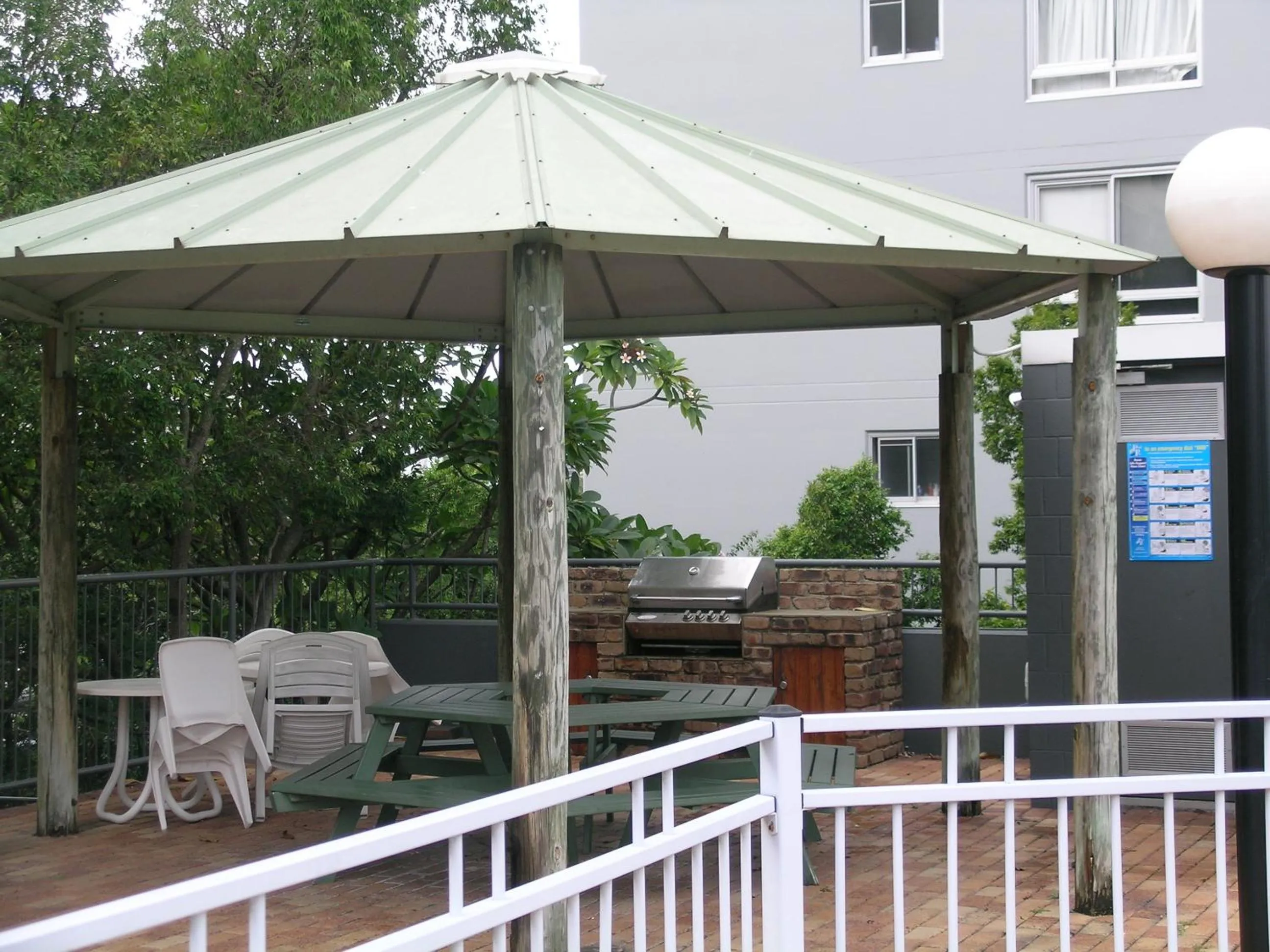 Patio in Fairthorpe Apartments