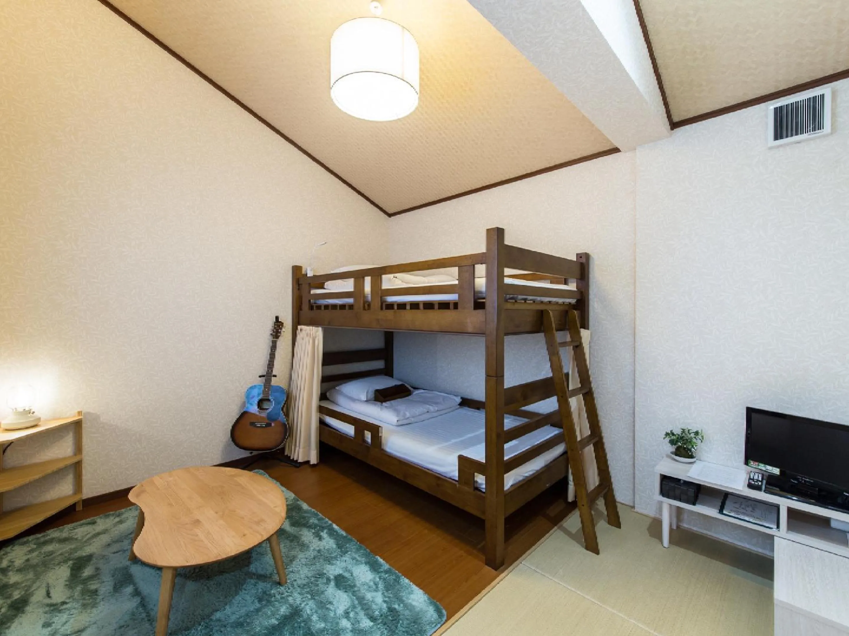 Area and facilities, Bed in Woman Only Guesthouse Nanohana (Female only)