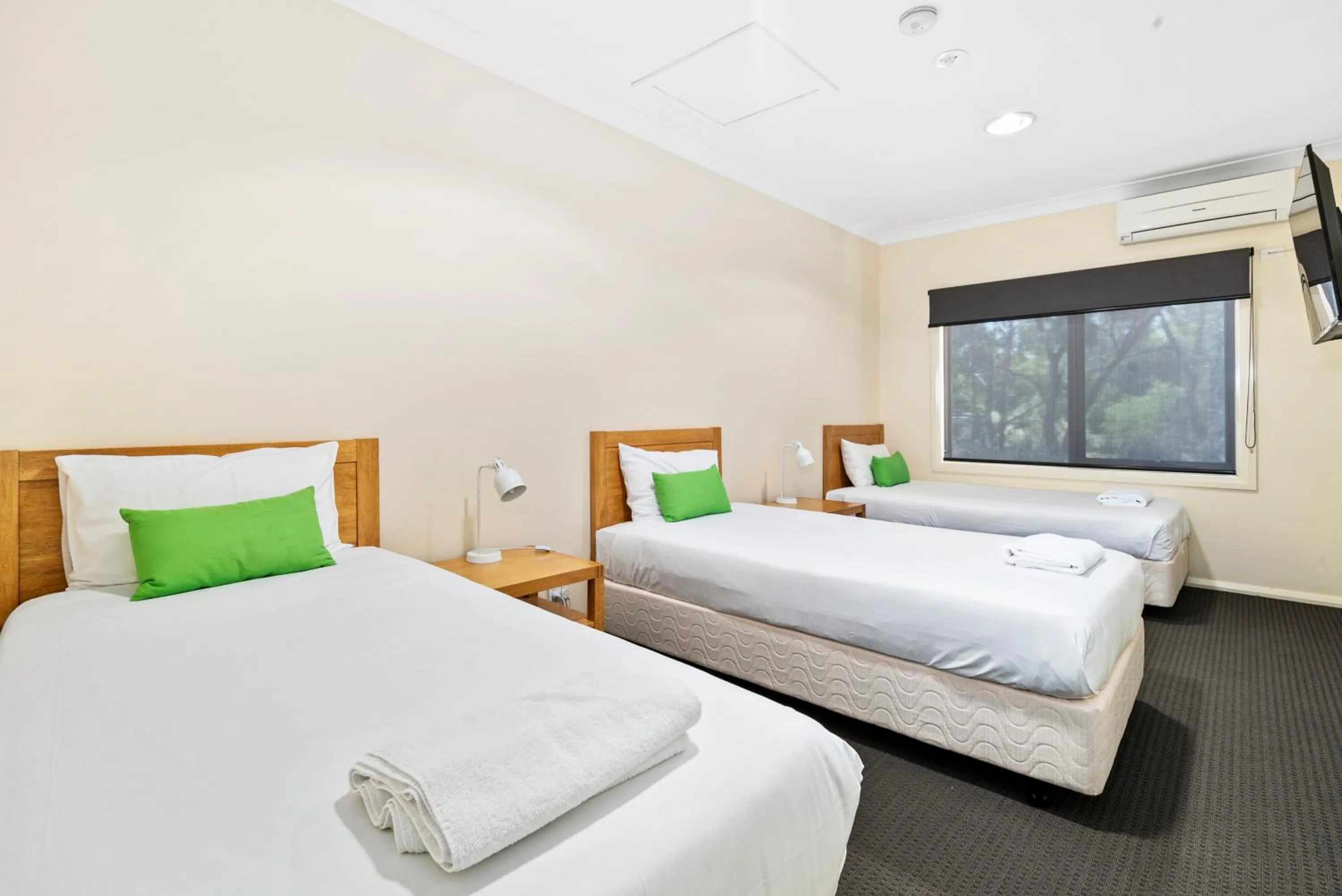 Bed in Comfort Inn Bishops Lodge