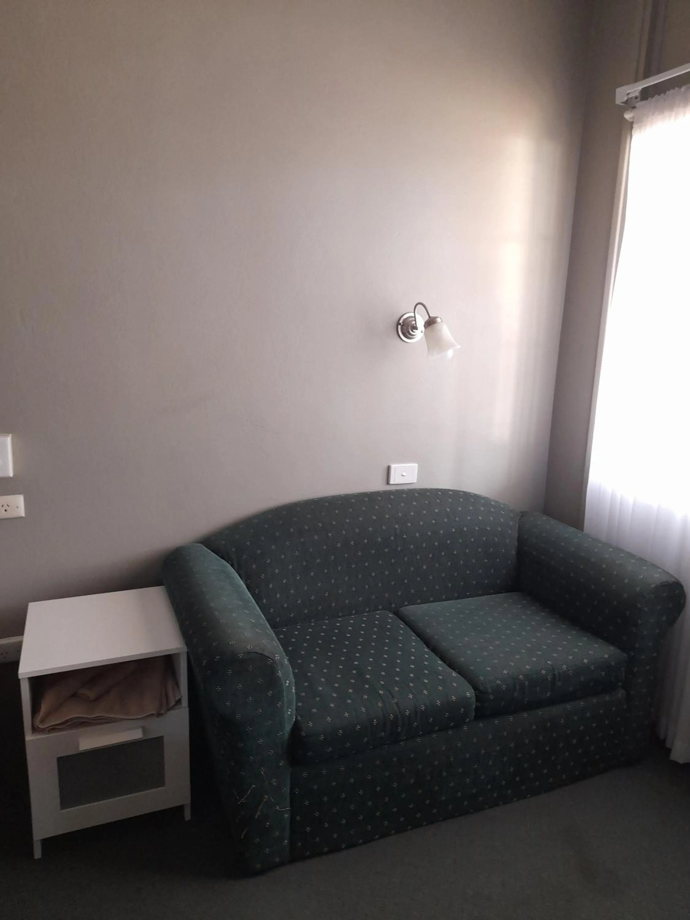 Seating area in Aromet Motor Inn