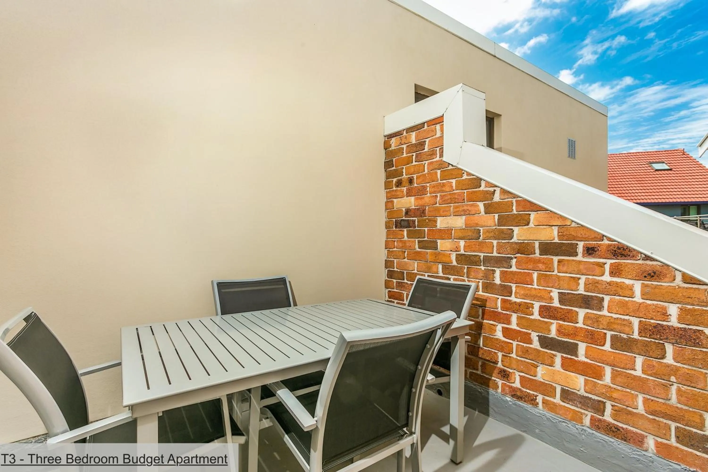 The Terraces Main Beach