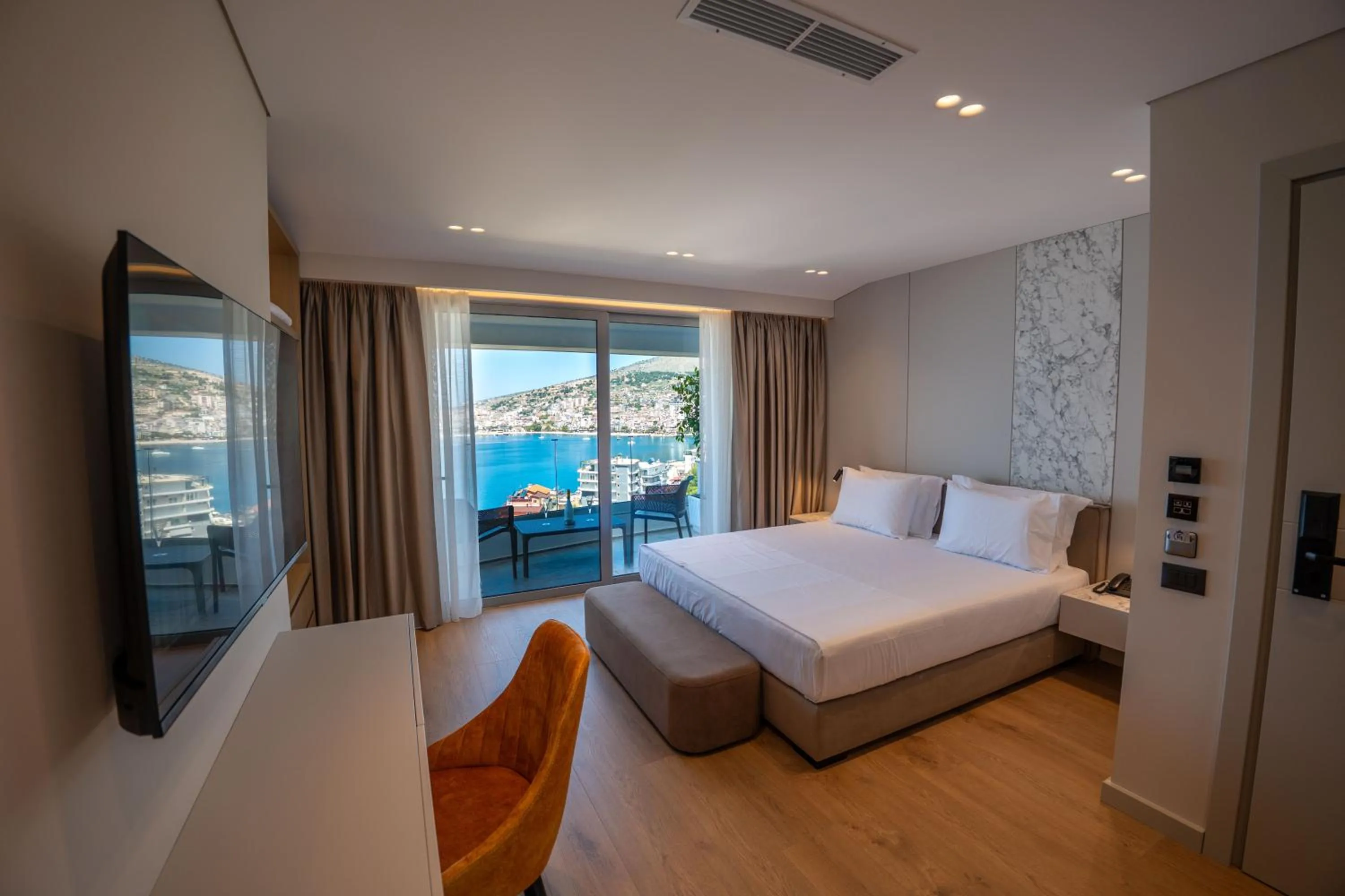 Photo of the whole room, Bed in Hotel Teuta