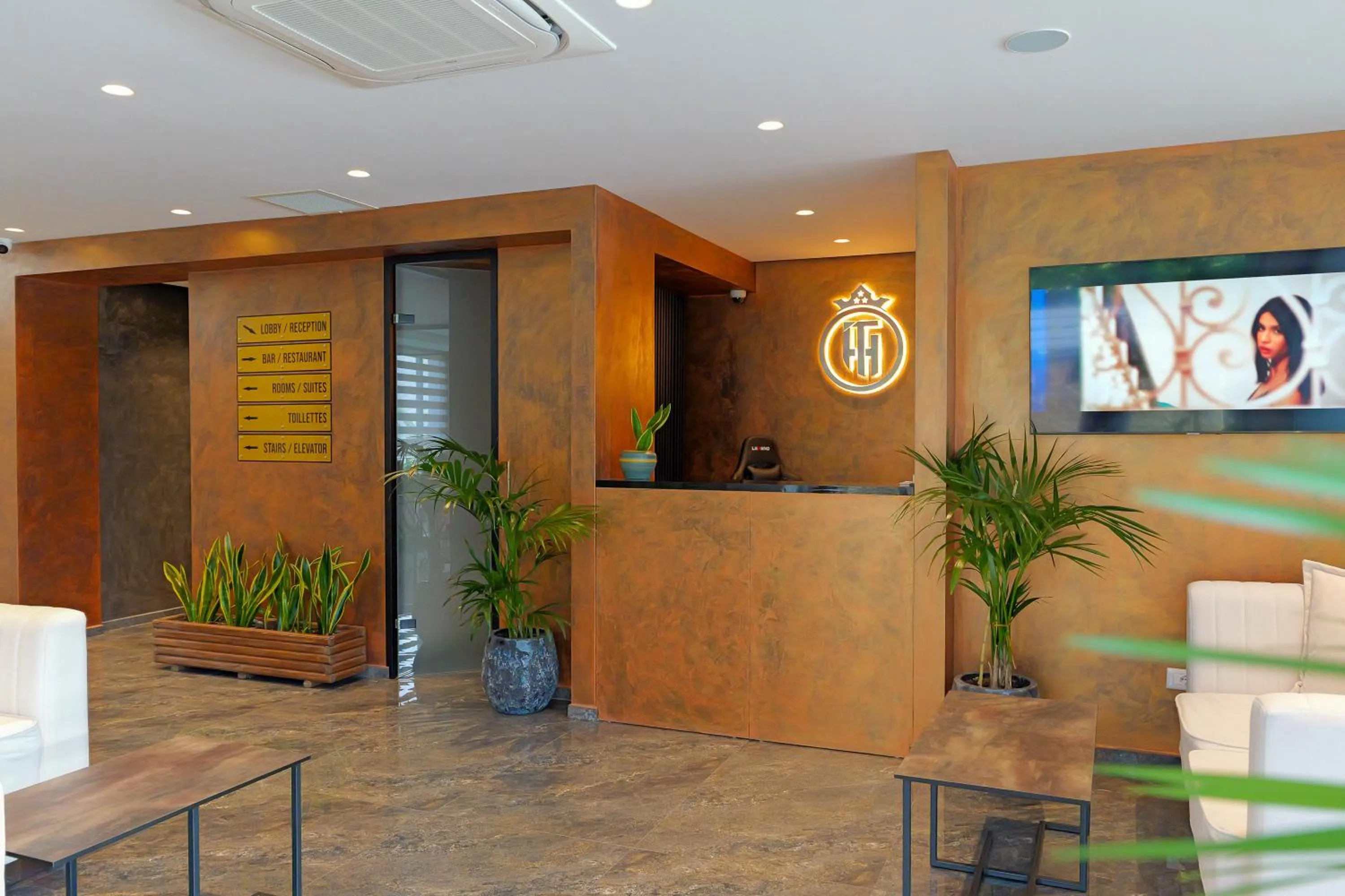 Lobby or reception in Hotel Teuta