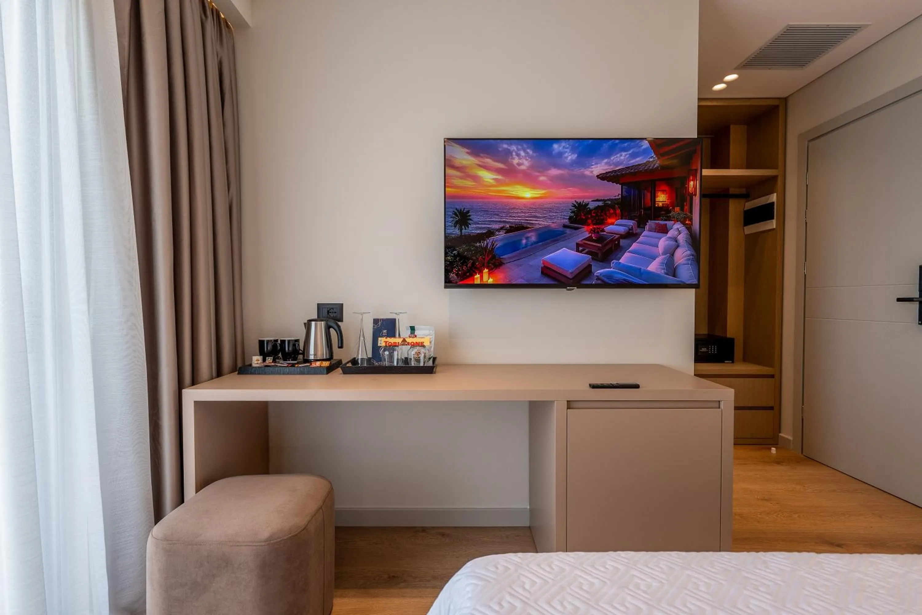 TV and multimedia in Hotel Teuta