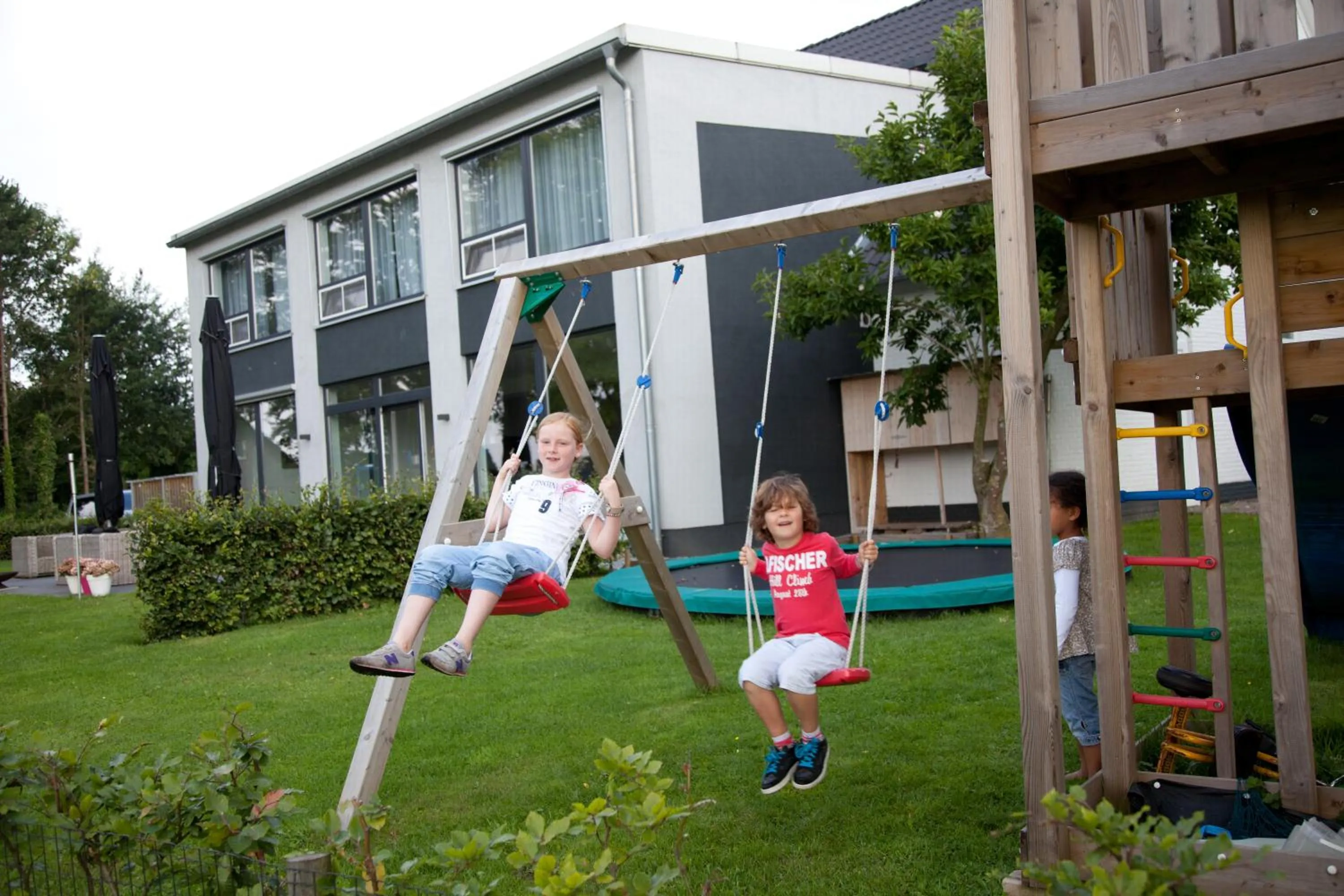 Children play ground in De Slaapfabriek vakantiehuis en trainingslocatie