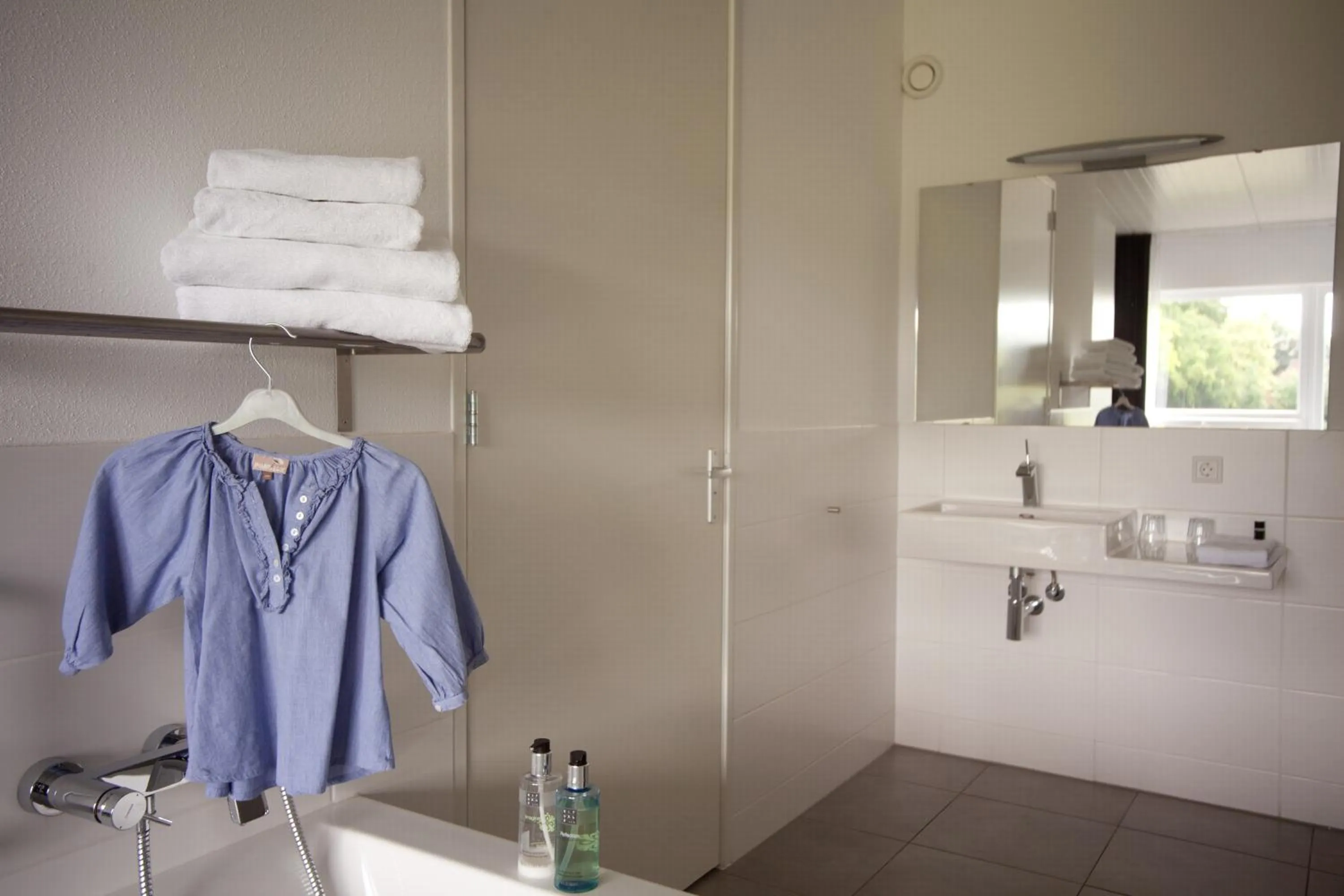 Bathroom in De Slaapfabriek vakantiehuis en trainingslocatie
