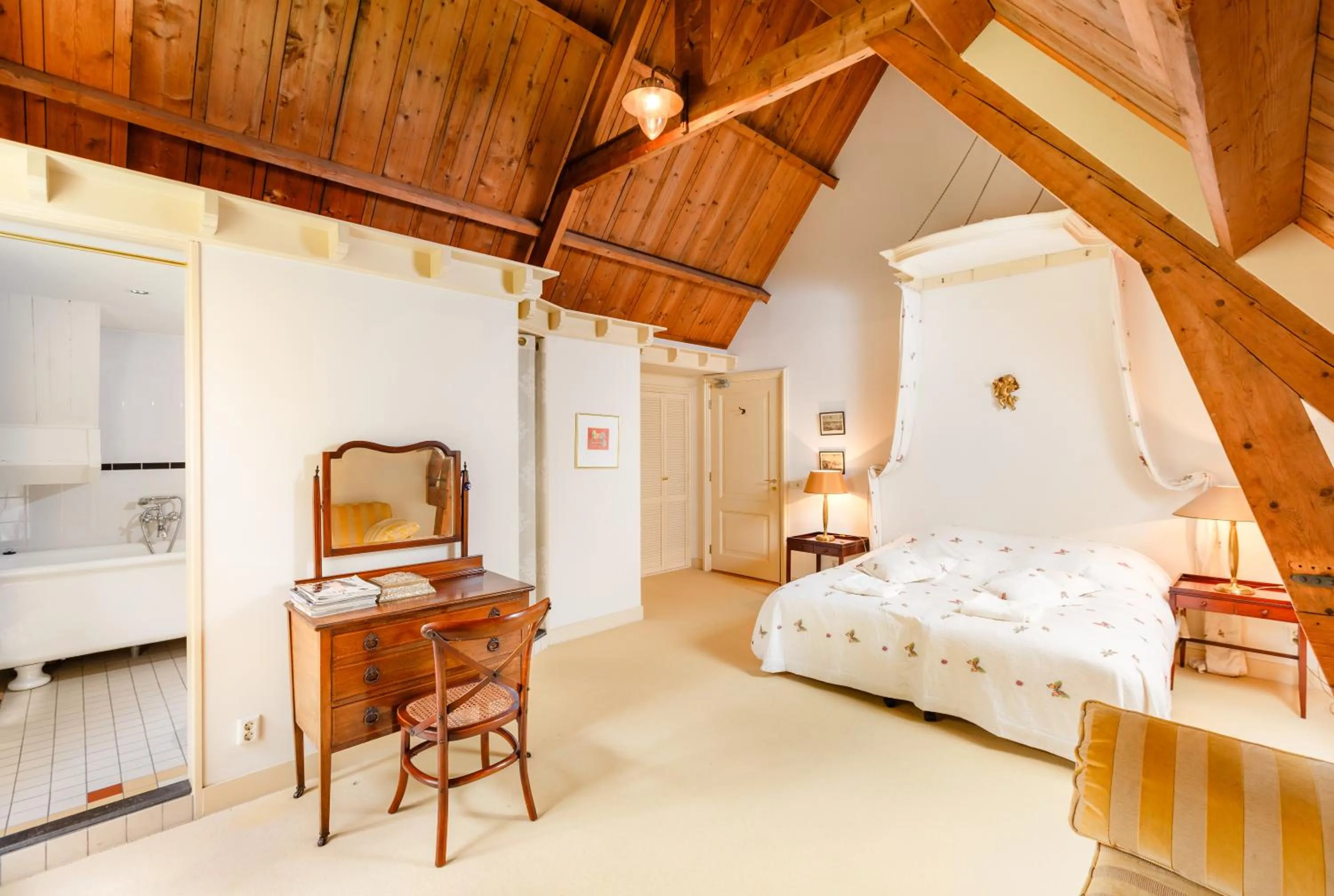 Photo of the whole room, Bed in Hotel Gaia