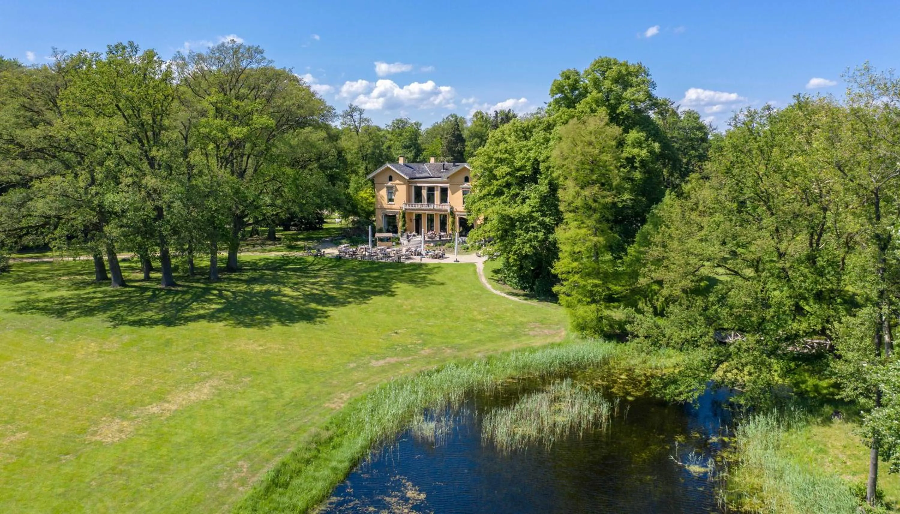 Property building in Hotel Gaia