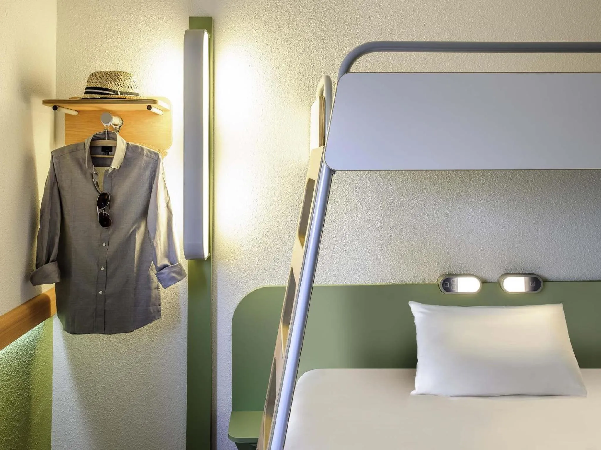 Bedroom, Bed in Ibis budget Périgueux