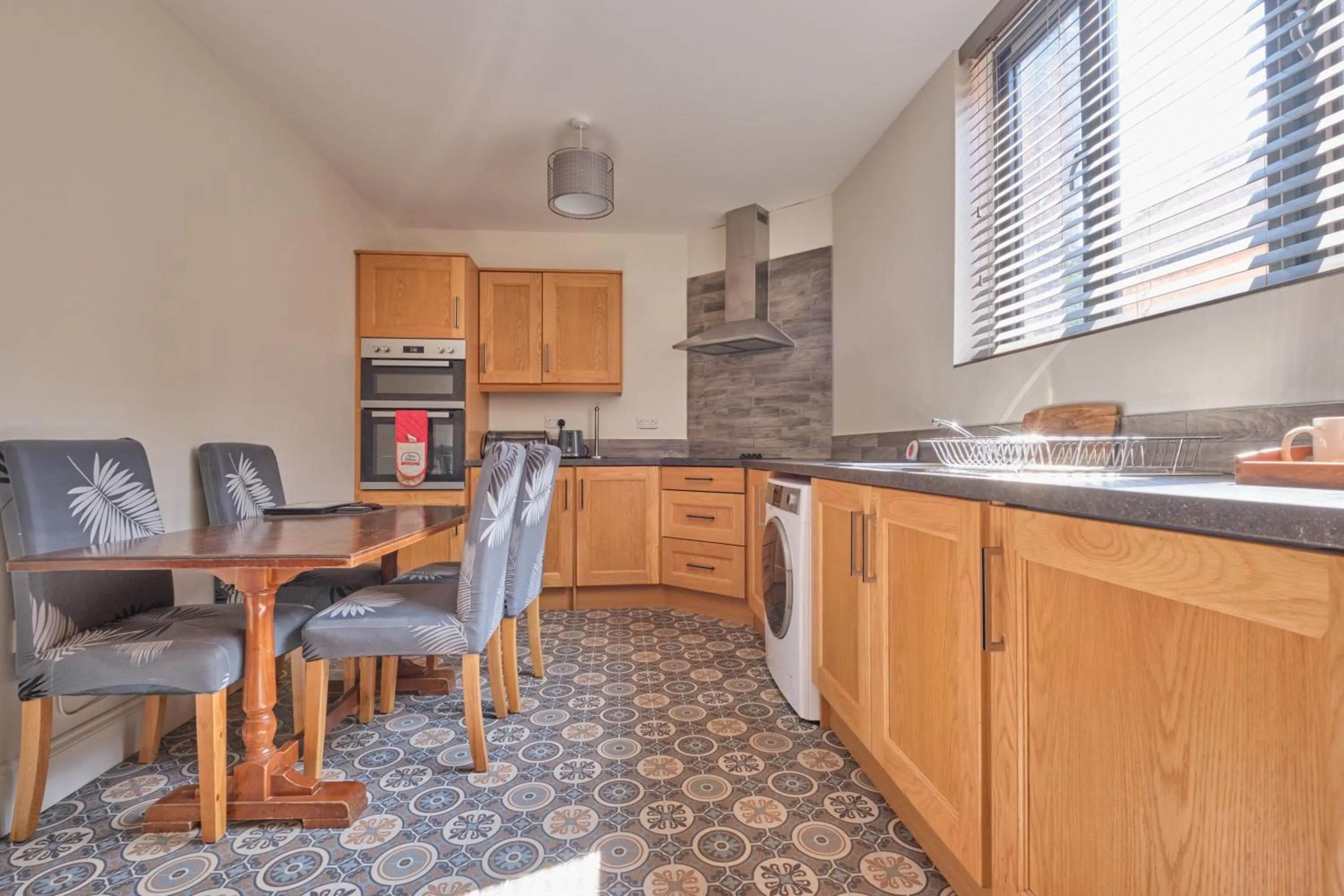 kitchen in Kings Park Hotel