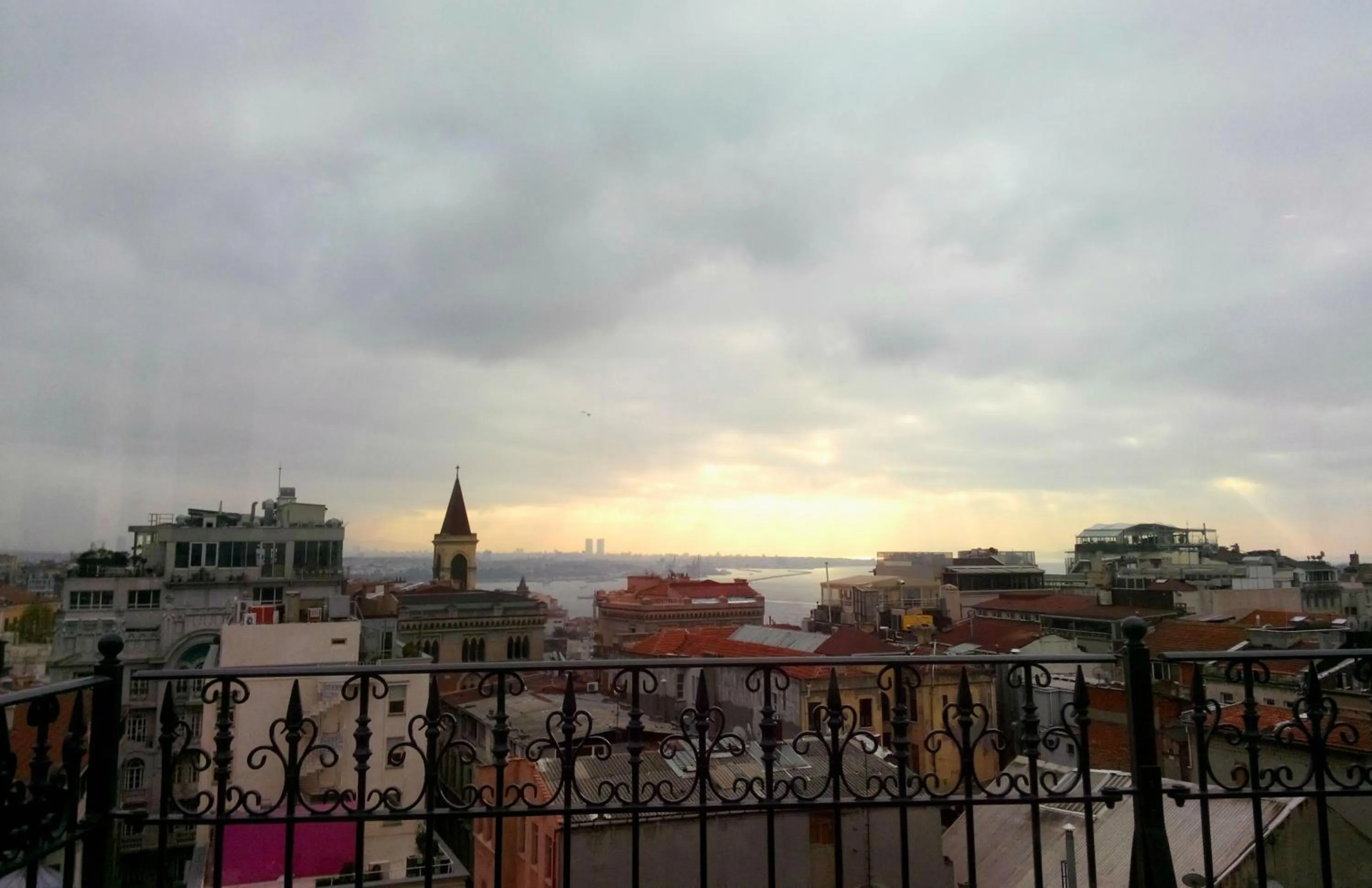 Balcony/Terrace in Hotel The Pera Hill