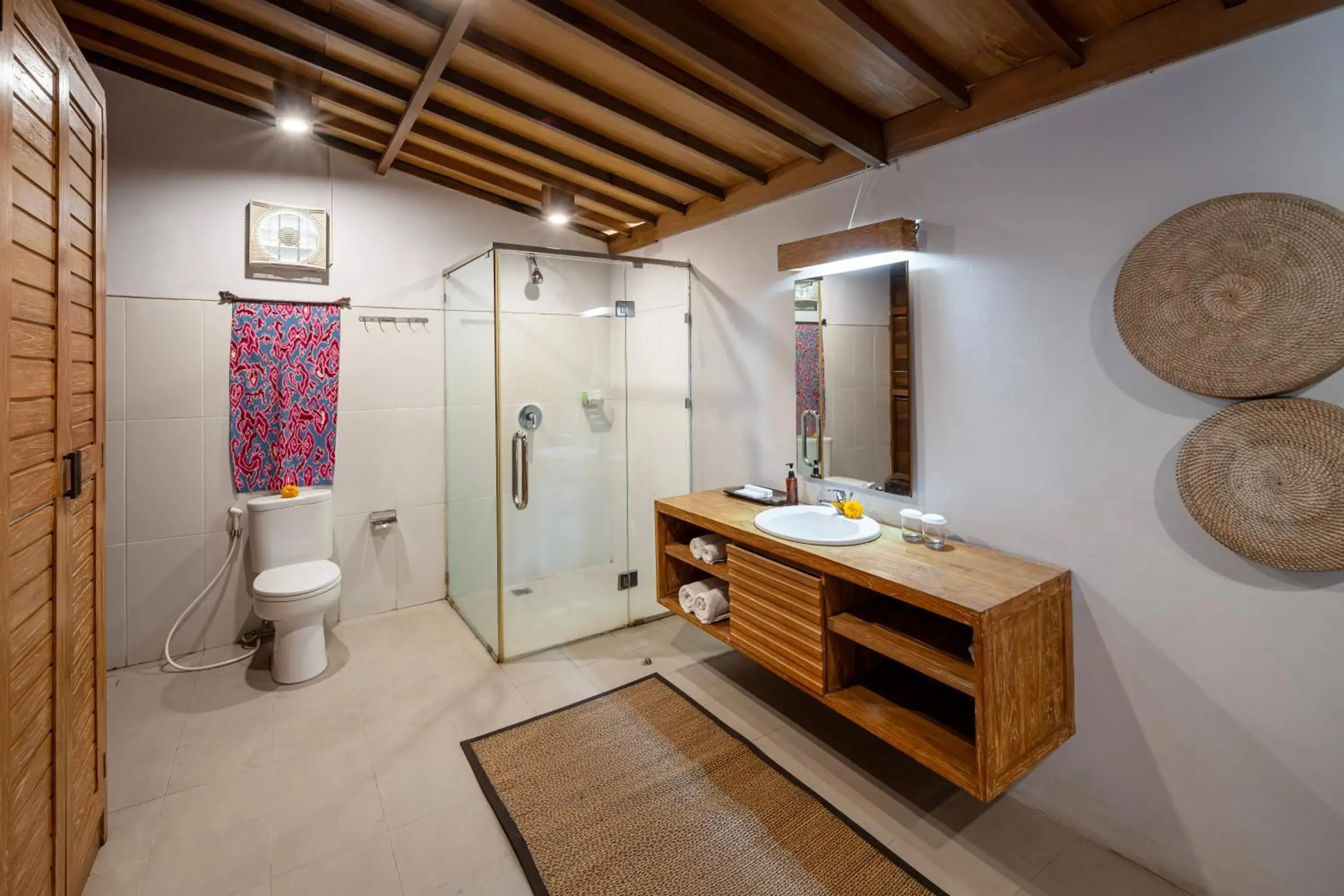 Joglo Villa Garden View in Pertiwi Bisma 1 Joglo Villa Garden View in Pertiwi Bisma 1