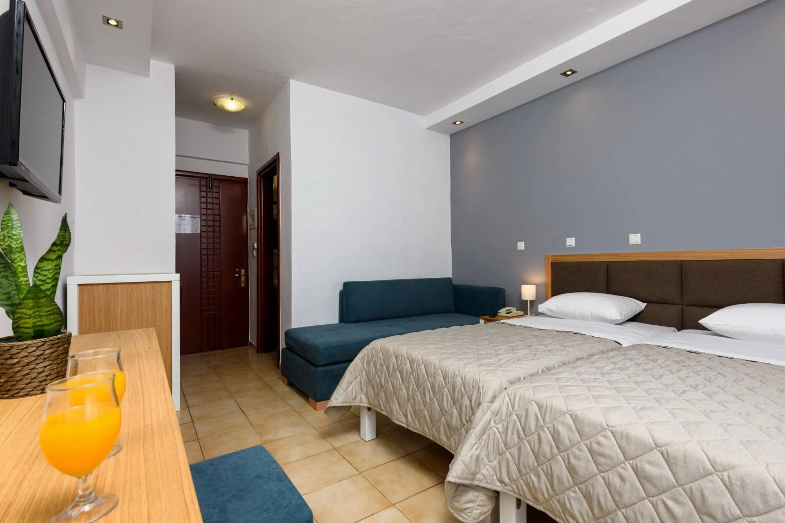 Photo of the whole room, Bed in Hotel Aethria