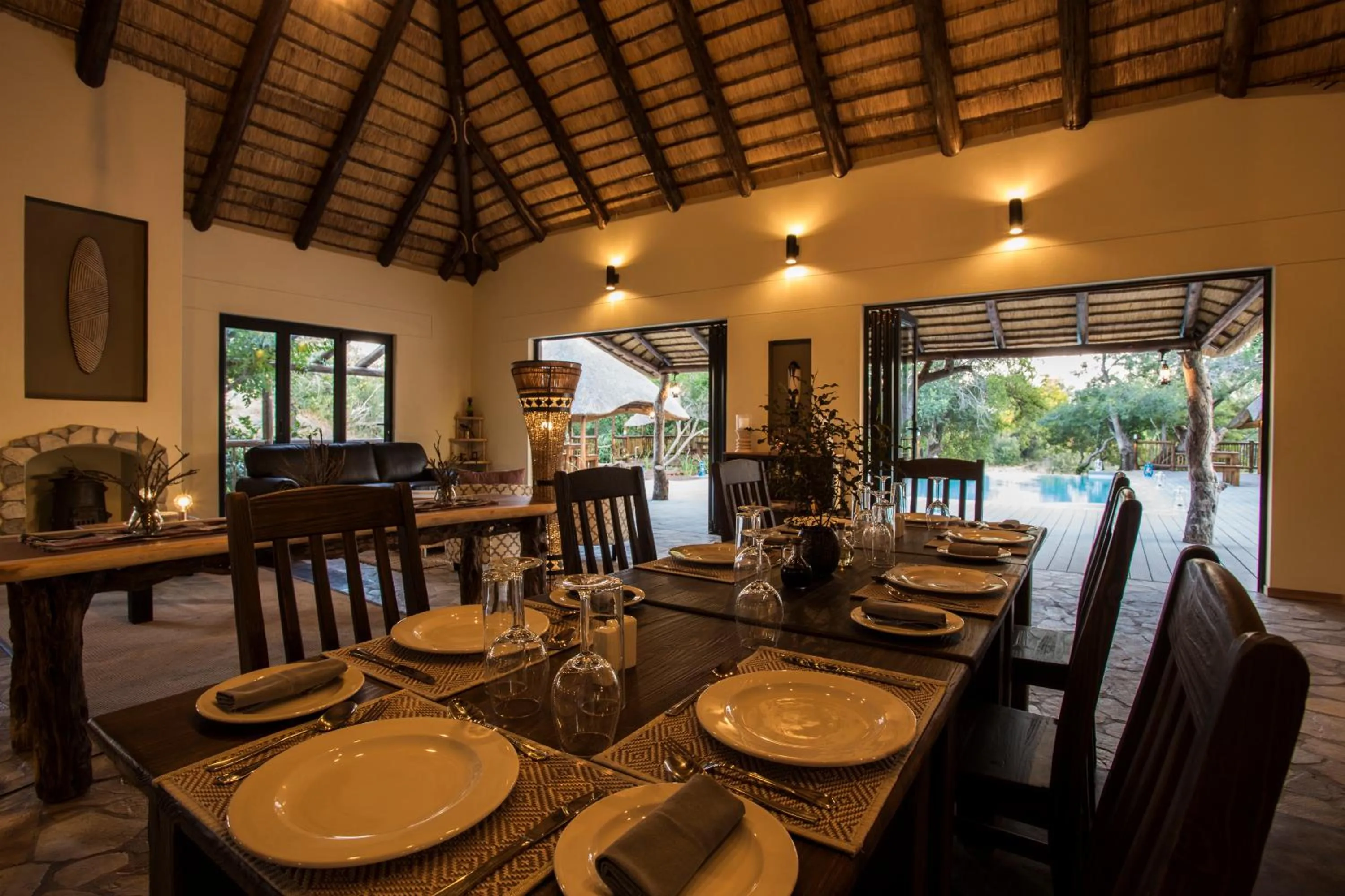 Restaurant/places to eat in Vuyani River Lodge