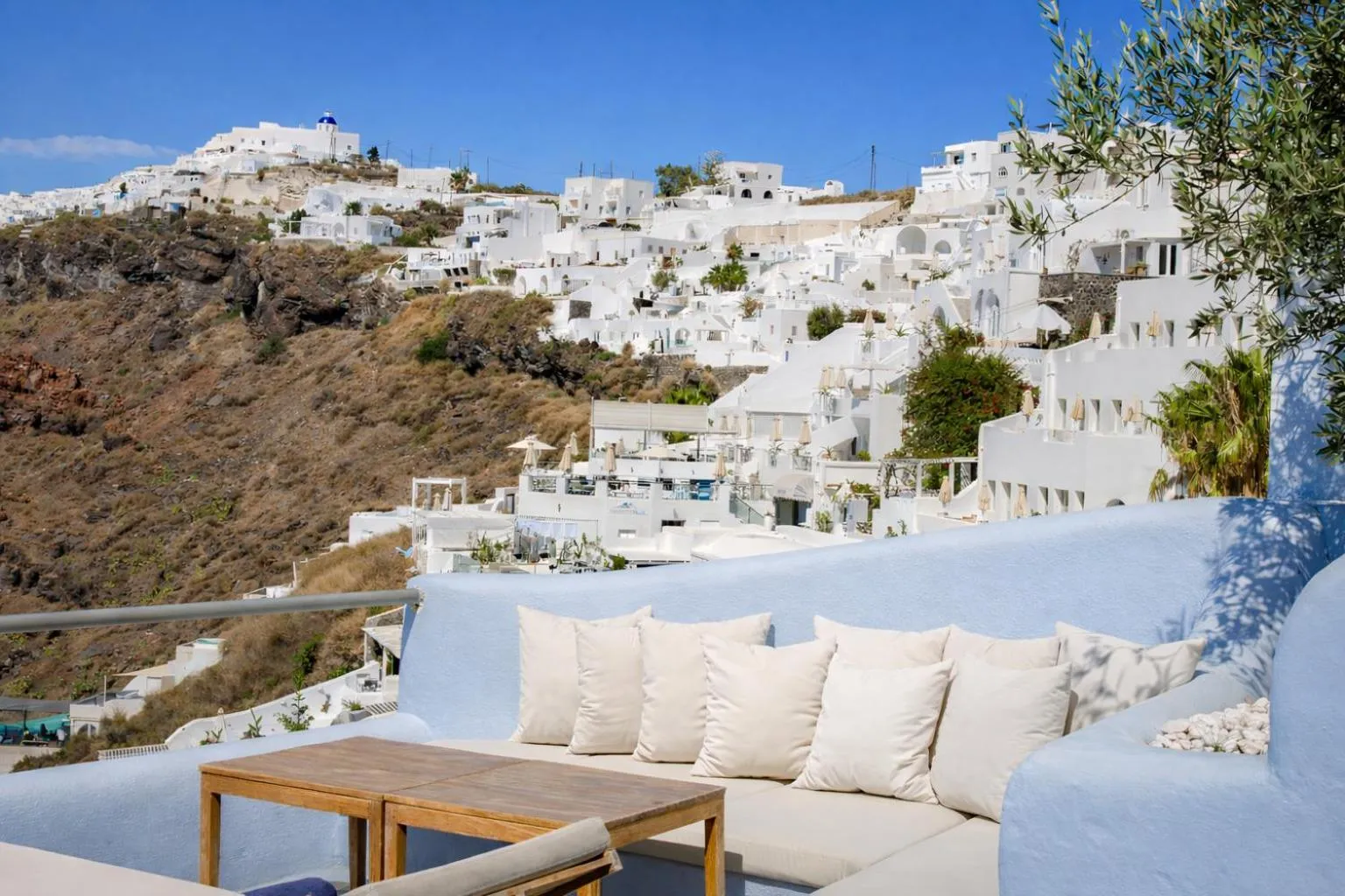 Day in Ikastikies Suites