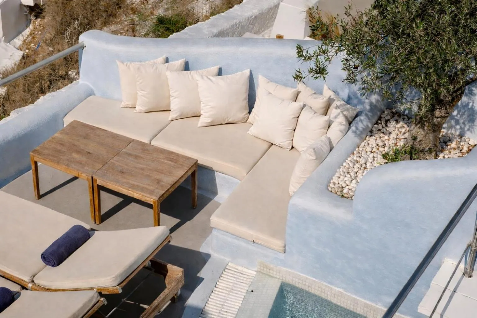 Natural landscape in Ikastikies Suites