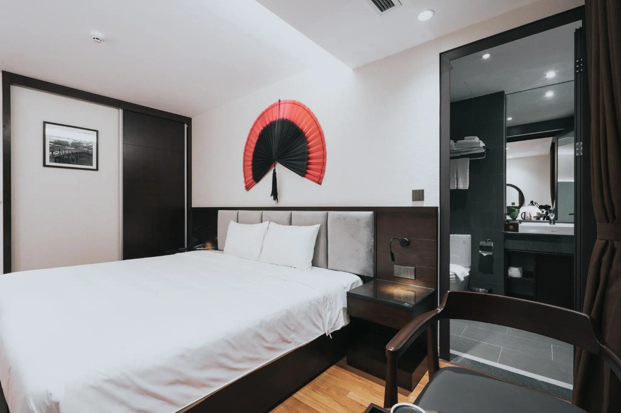 Bed in Hanoi Fiesta Hotel & Spa