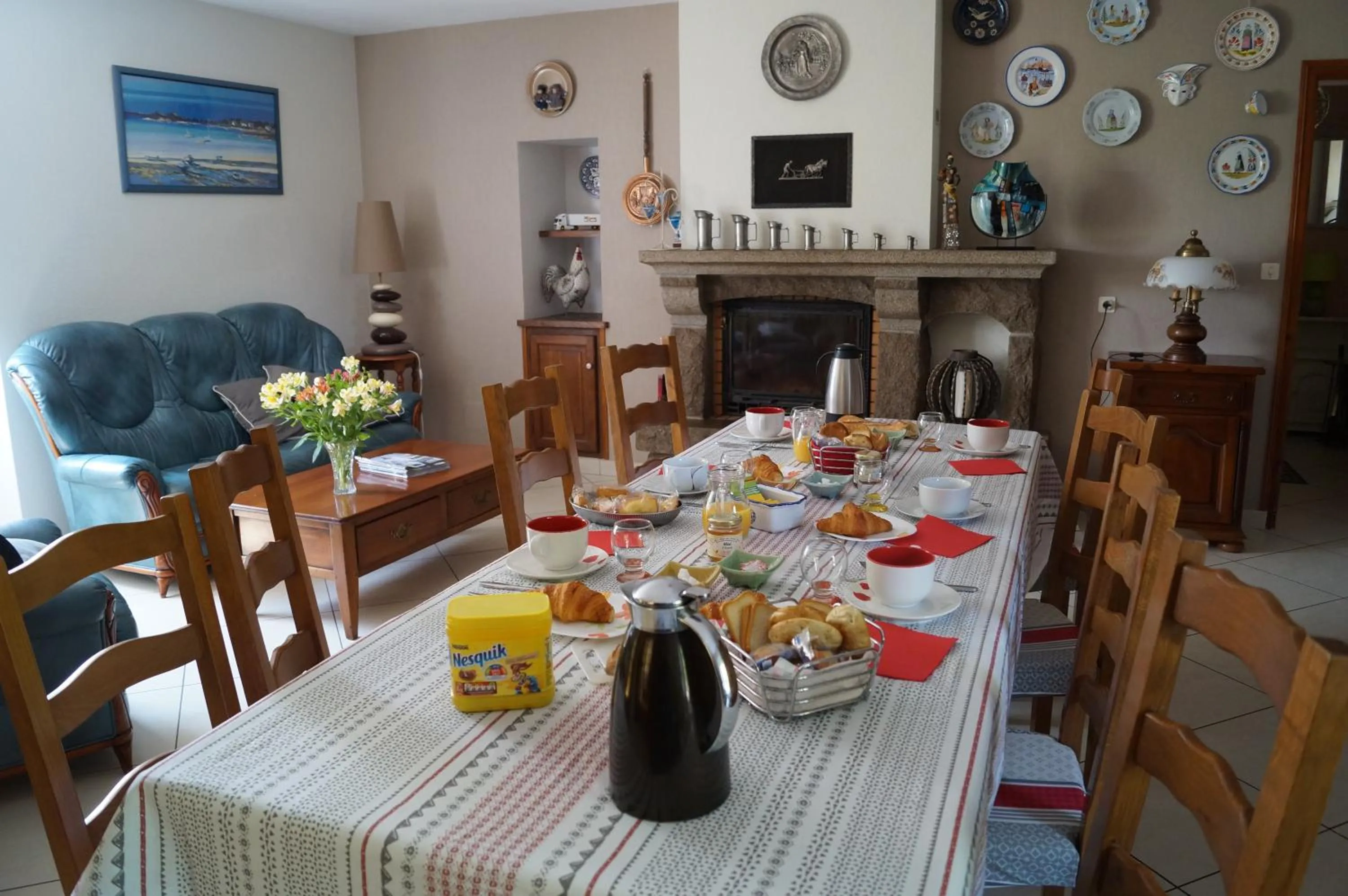 Continental breakfast in Chambres d'Hôtes La Loubatais