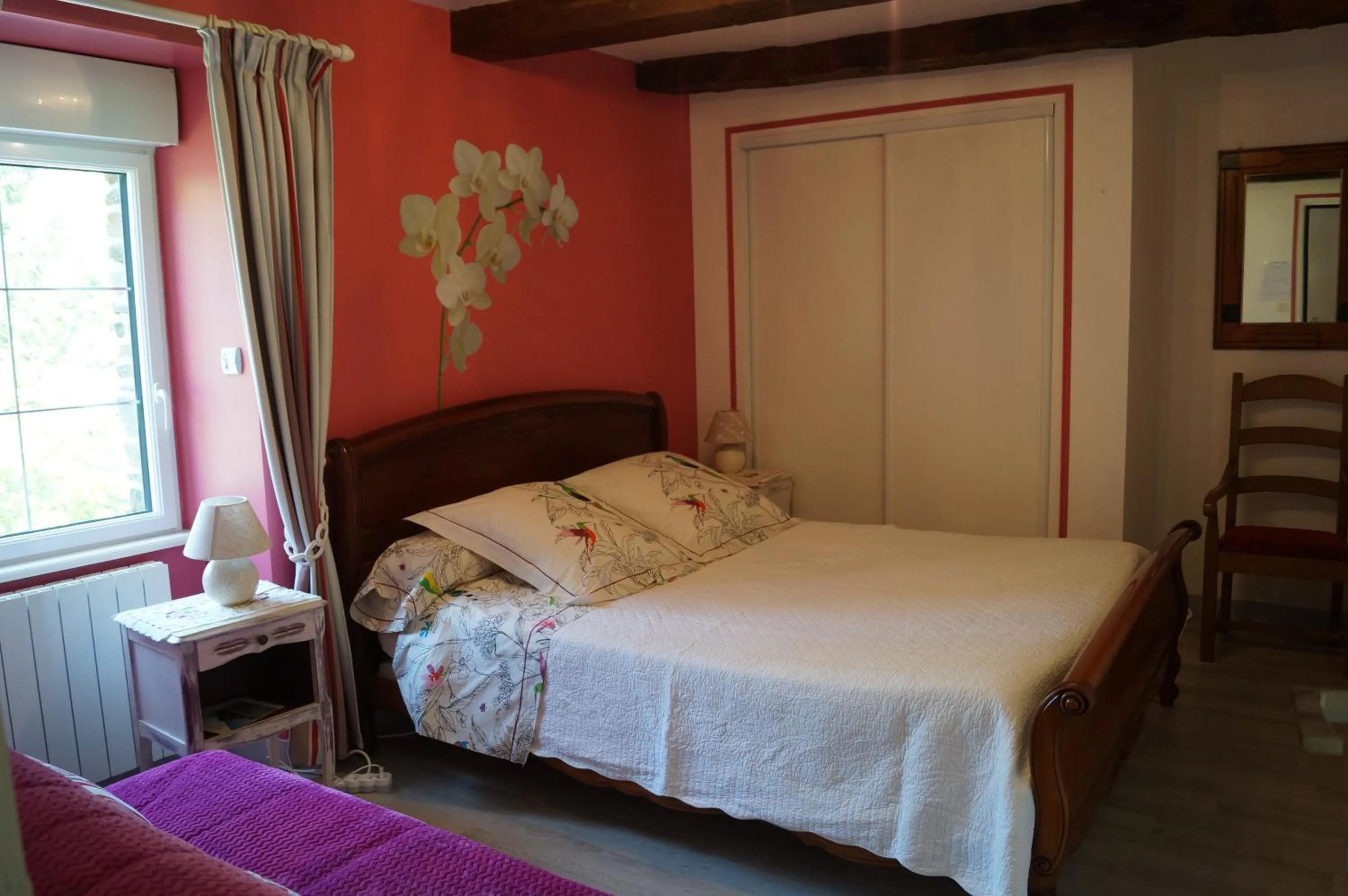 Bed in Chambres d'Hôtes La Loubatais