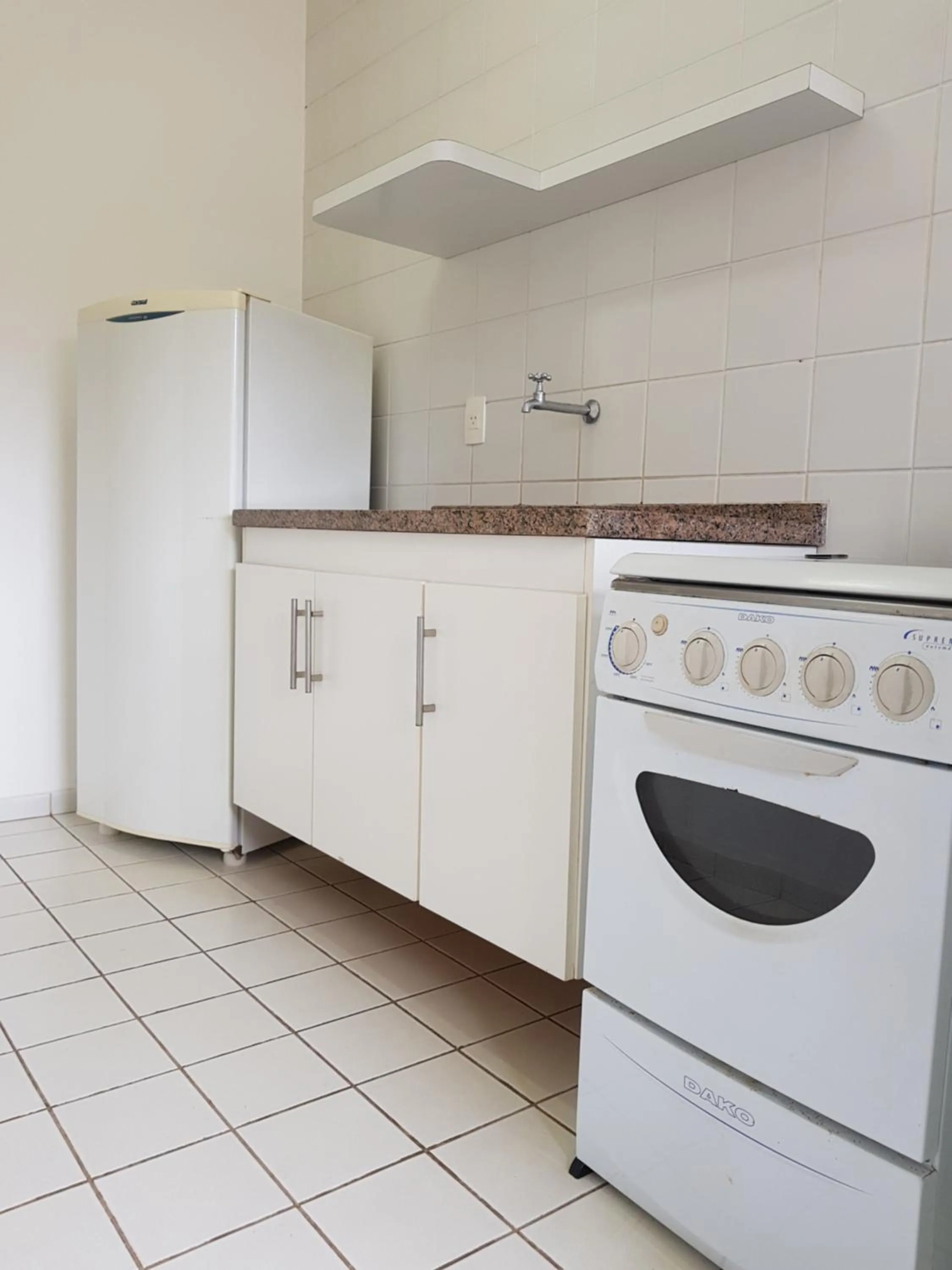 Kitchen or kitchenette in Omega Flat