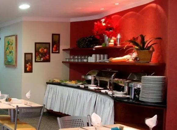 Restaurant/places to eat in Omega Flat