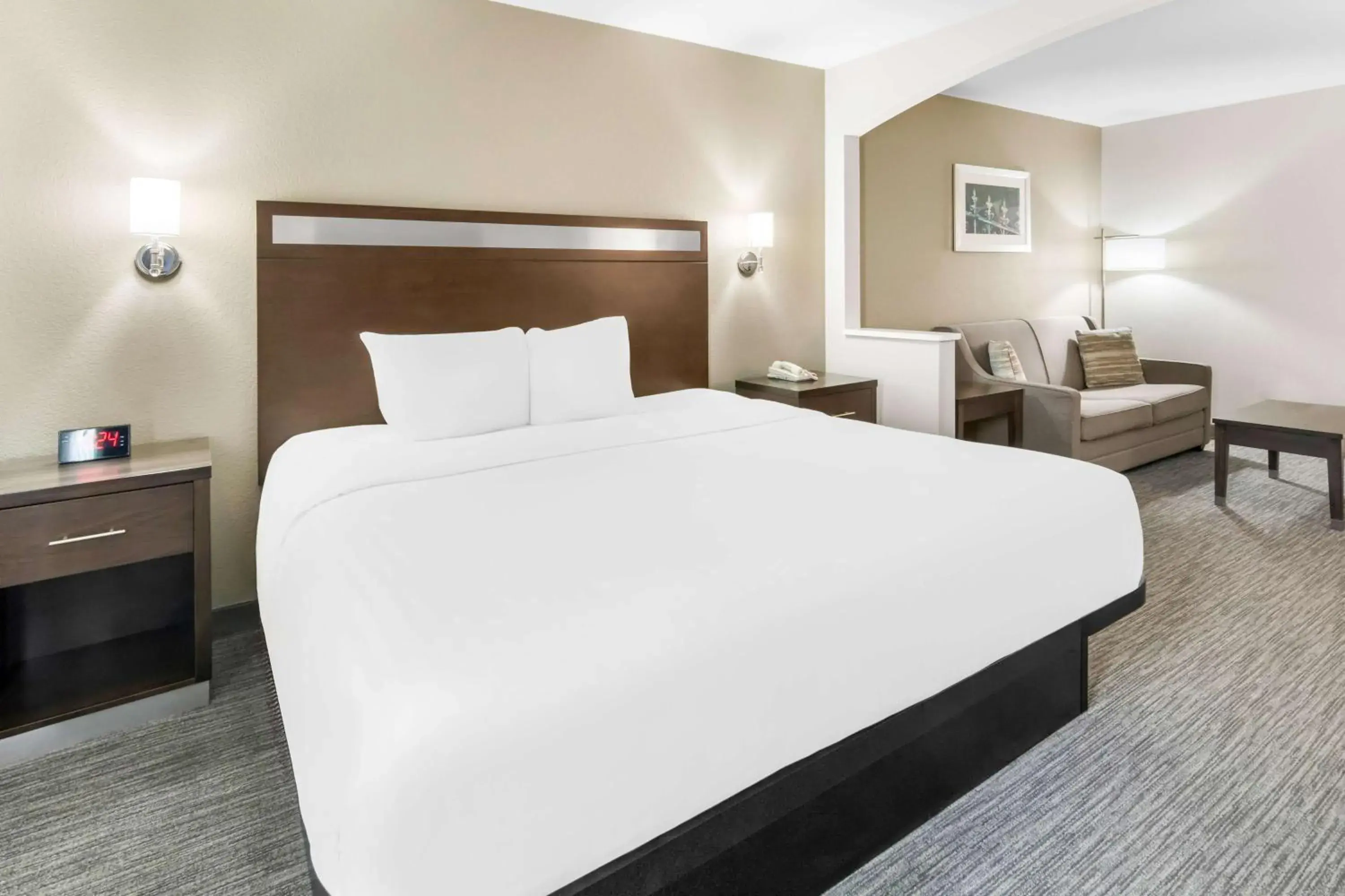 King Suite with Sofa Bed - Non-Smoking in Best Western Abilene Inn & Suites King Suite with Sofa Bed - Non-Smoking in Best Western Abilene Inn & Suites