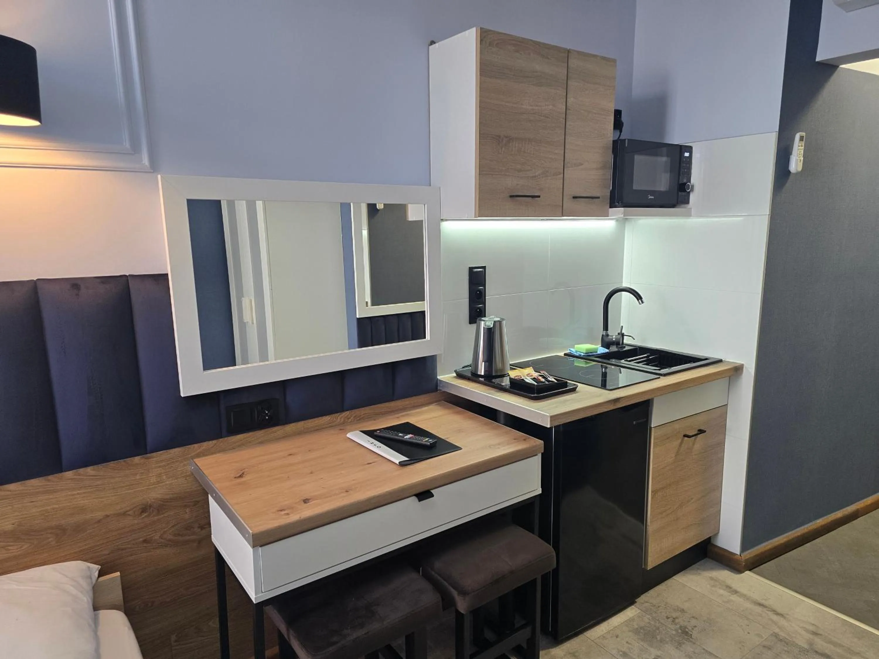 Kitchen or kitchenette in Eldom-NOCLEGI, Kolejowa 15 Wągrowiec