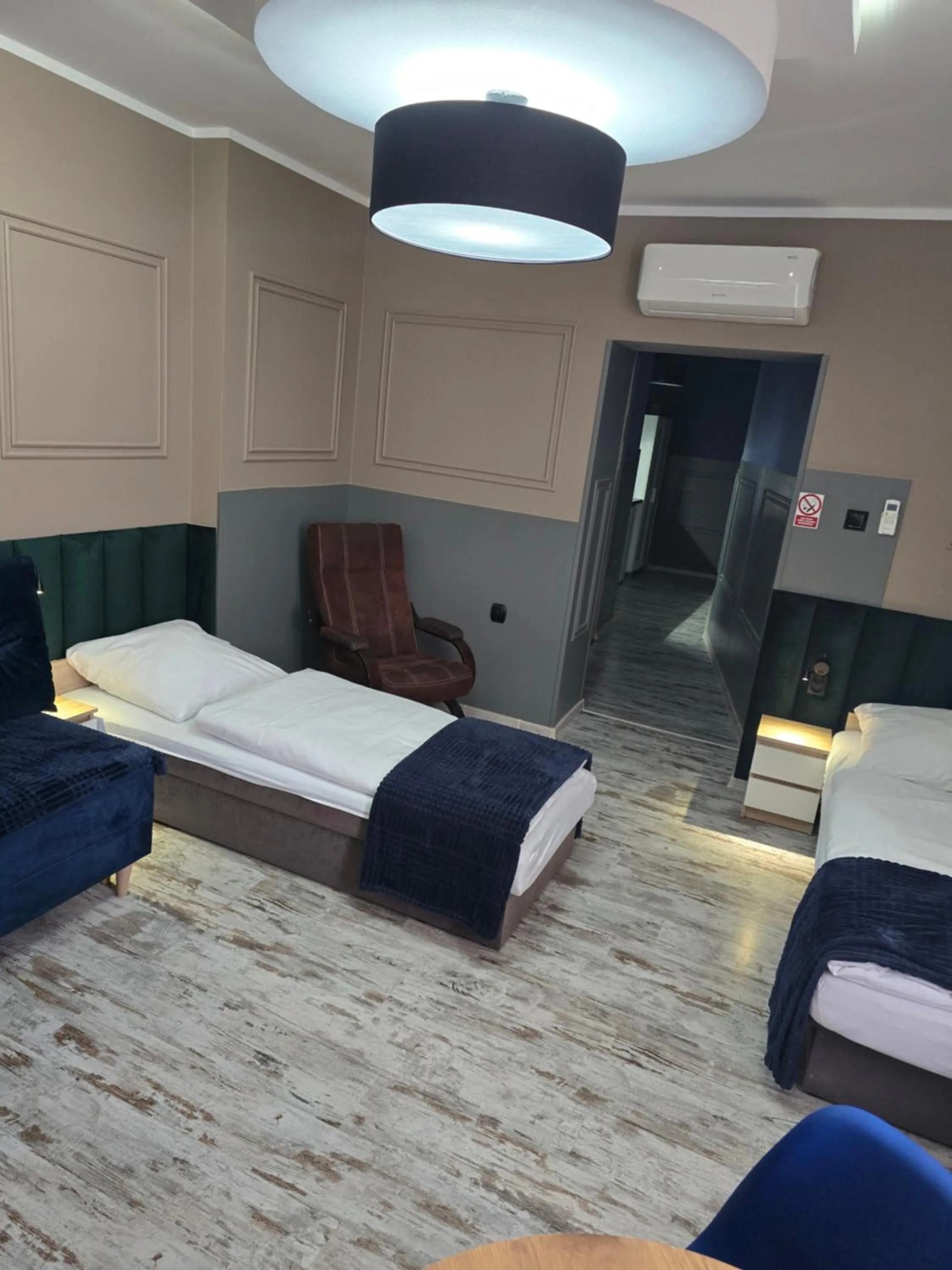 Bed in Eldom-NOCLEGI, Kolejowa 15 Wągrowiec