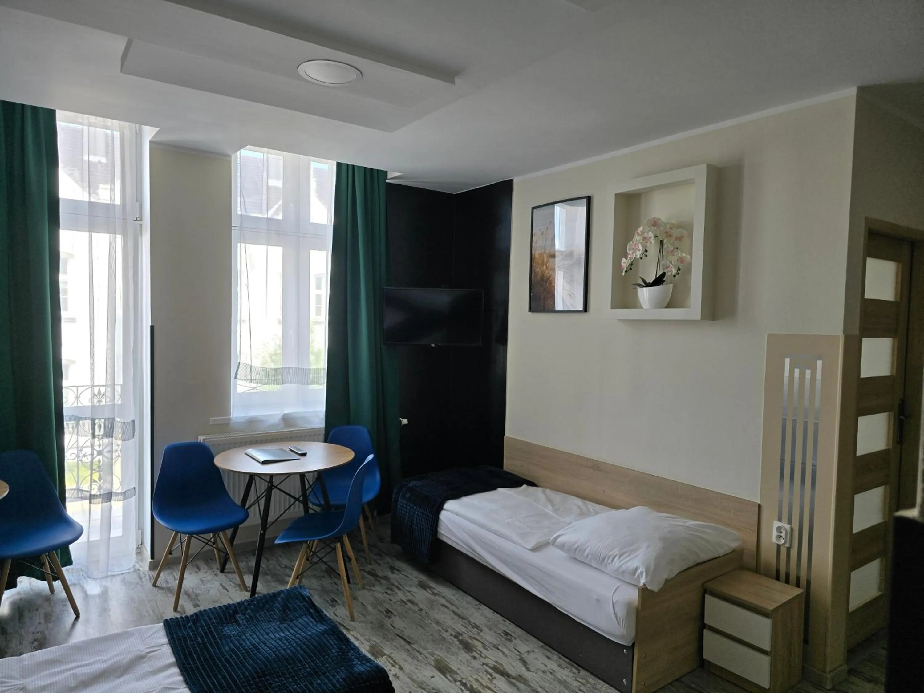 Bed in Eldom-NOCLEGI, Kolejowa 15 Wągrowiec