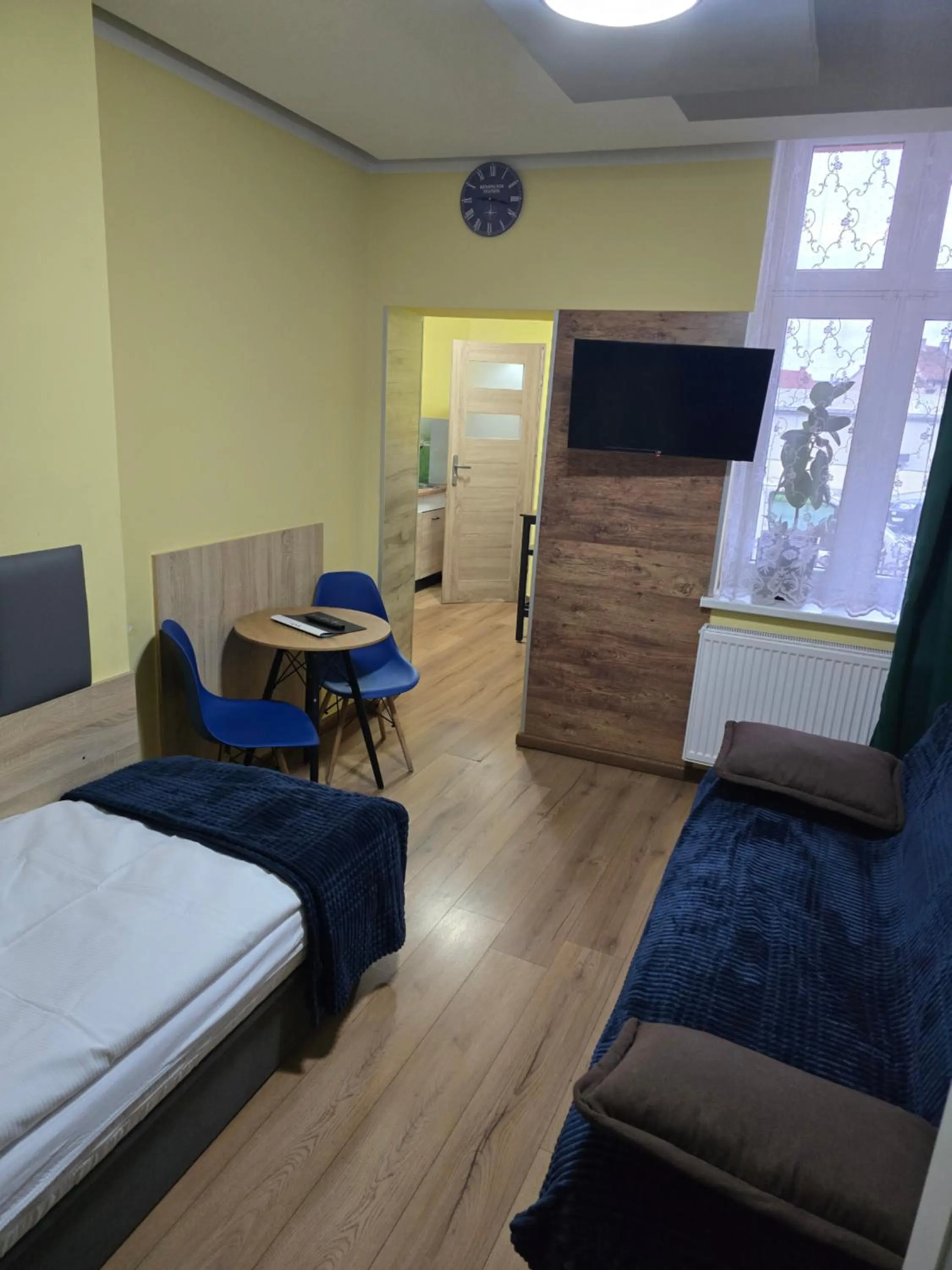 Bed in Eldom-NOCLEGI, Kolejowa 15 Wągrowiec