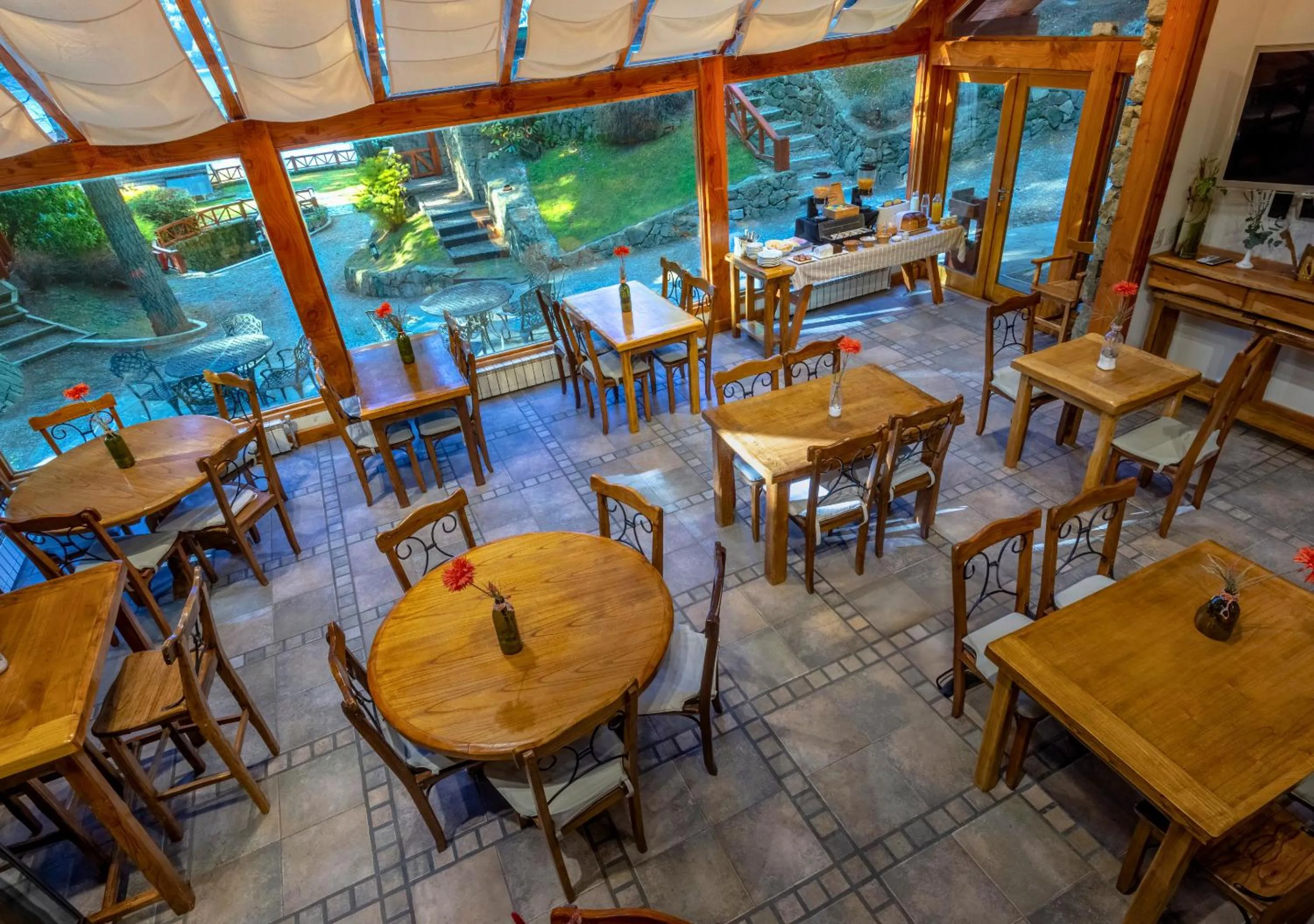 Breakfast in Costa Serena Aparts & Spa