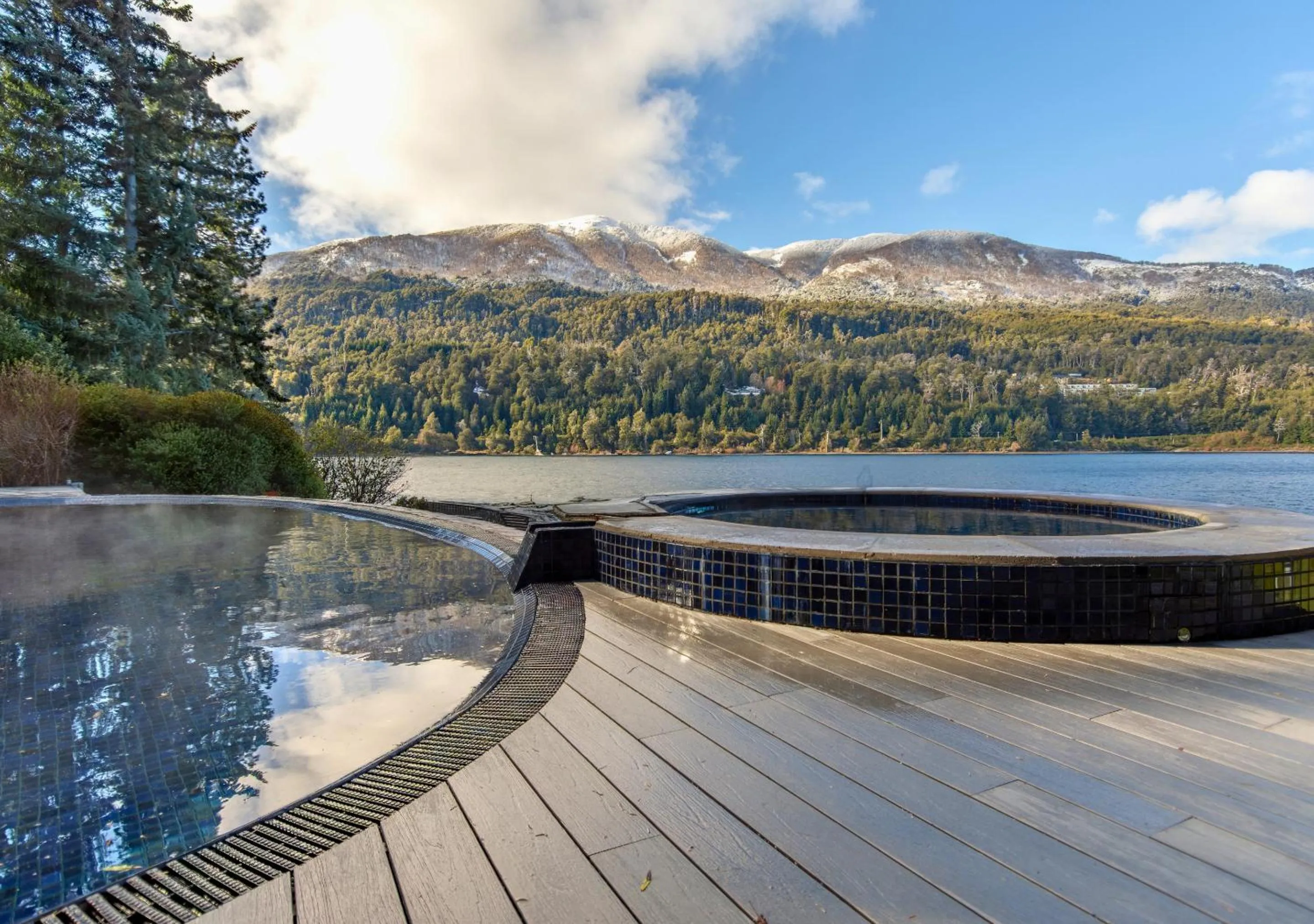 Lake view in Costa Serena Aparts & Spa