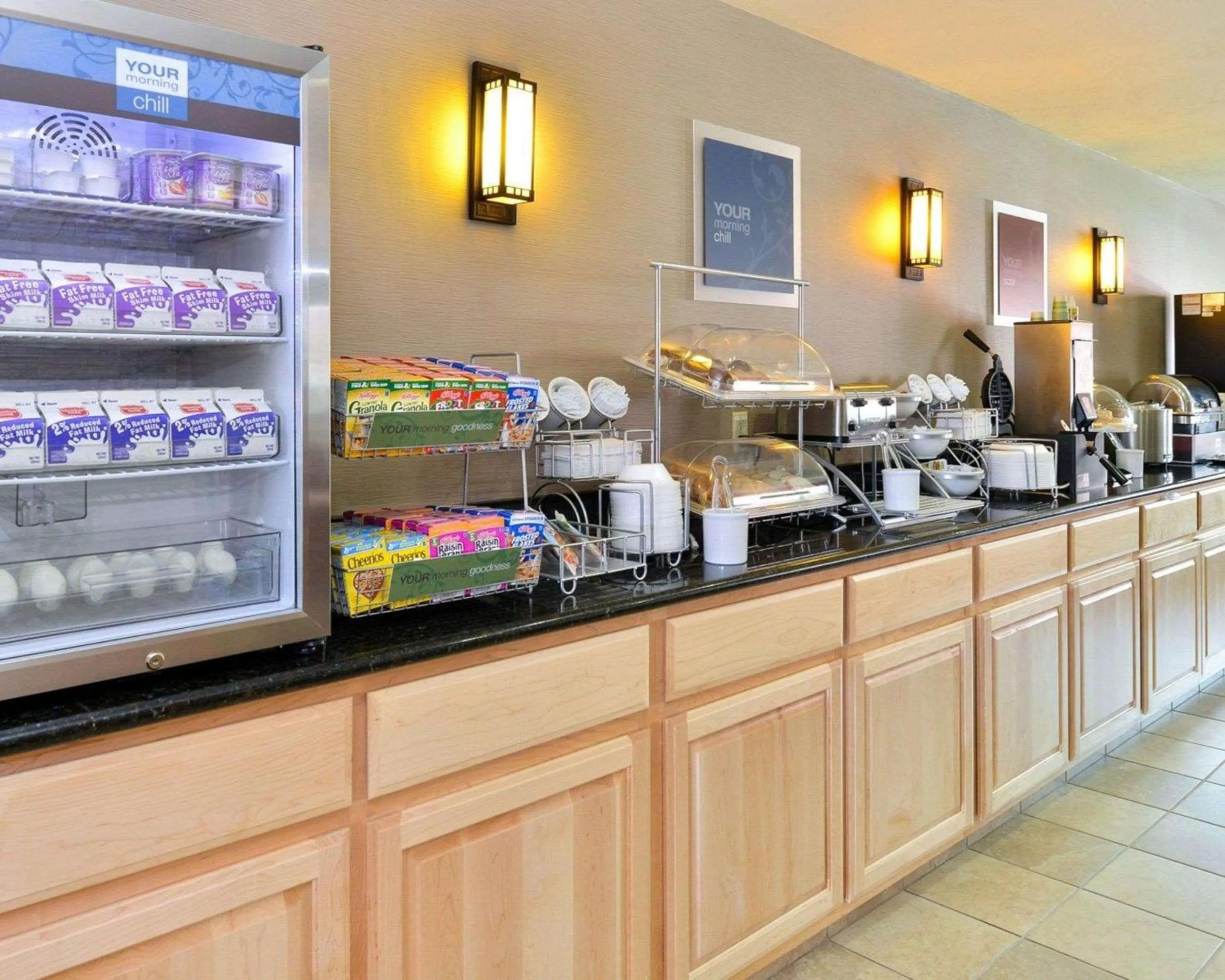 Restaurant/places to eat in Comfort Inn Evansville-Casper