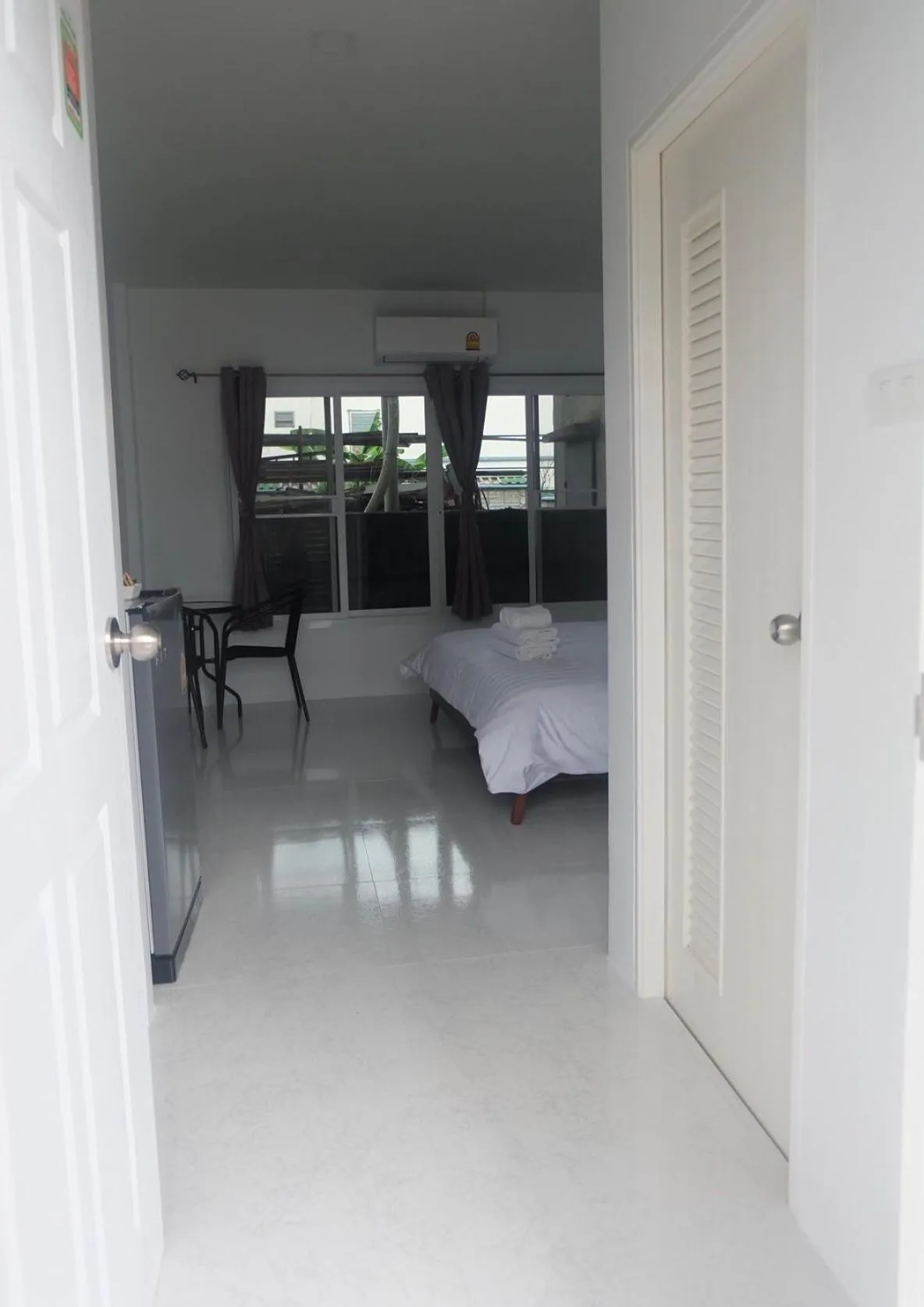 Bed in Airport Pearl Residence