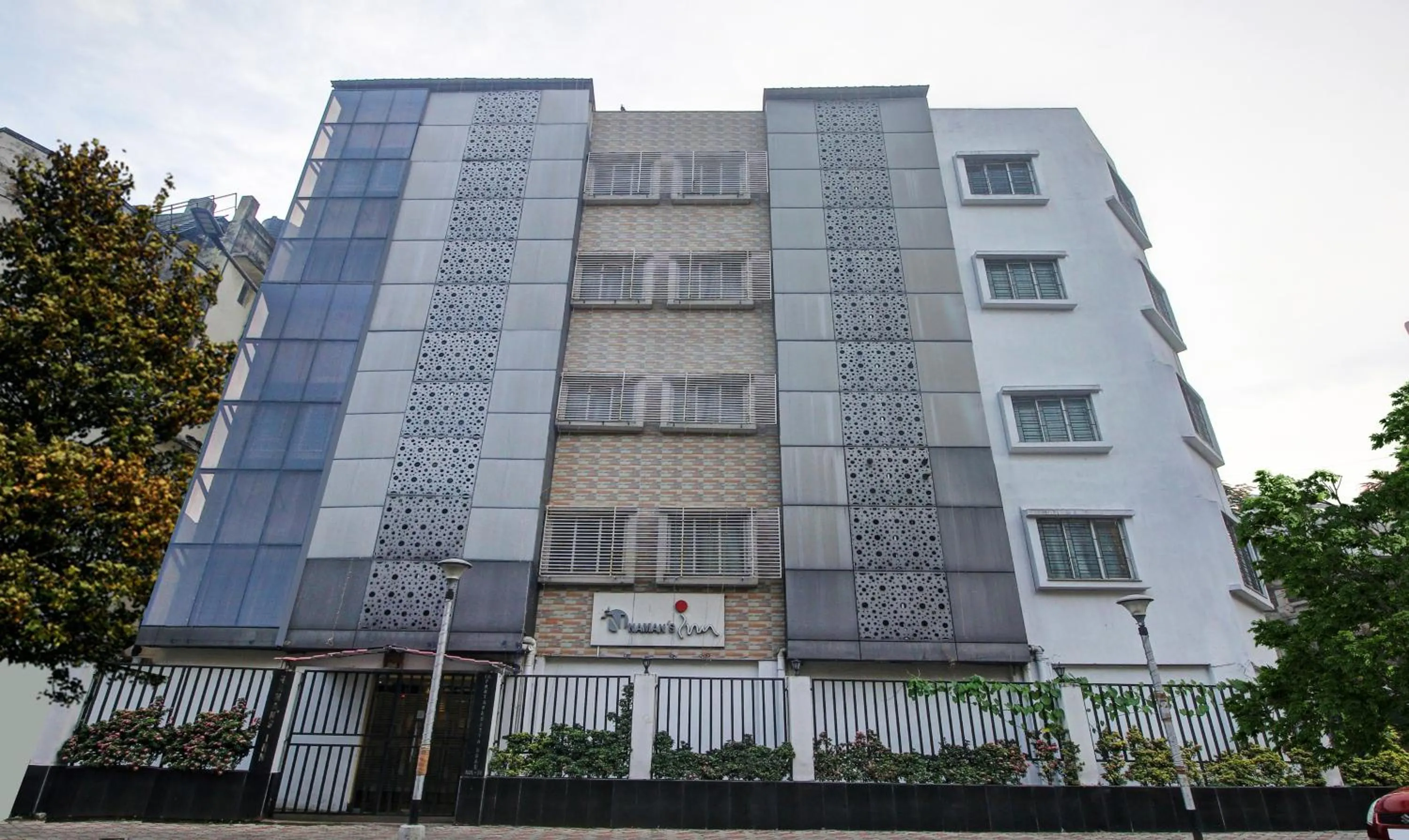Facade/entrance in Treebo Naman'S Inn Near Kalighat Mandir