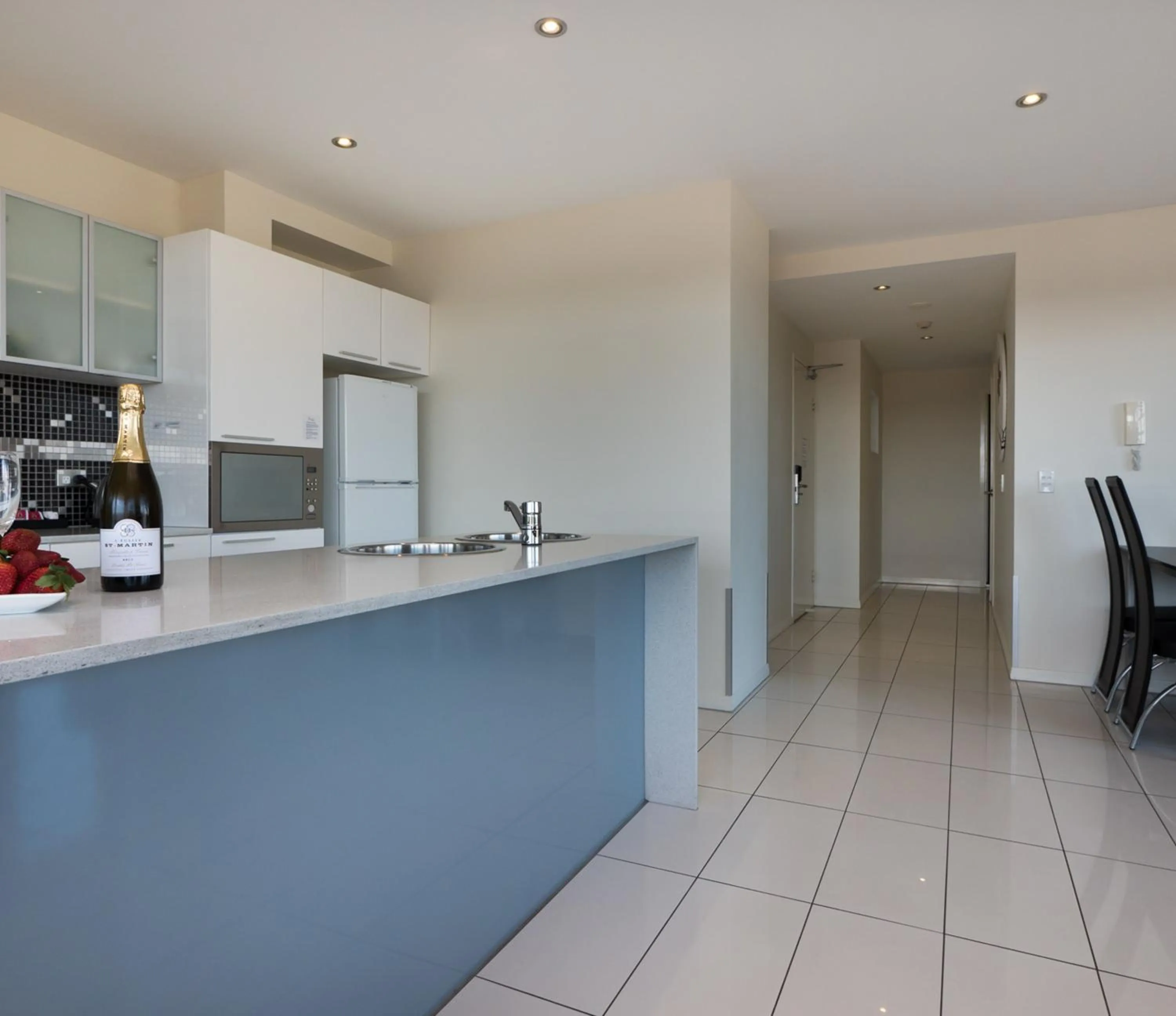 Kitchen or kitchenette in The Chermside Apartments