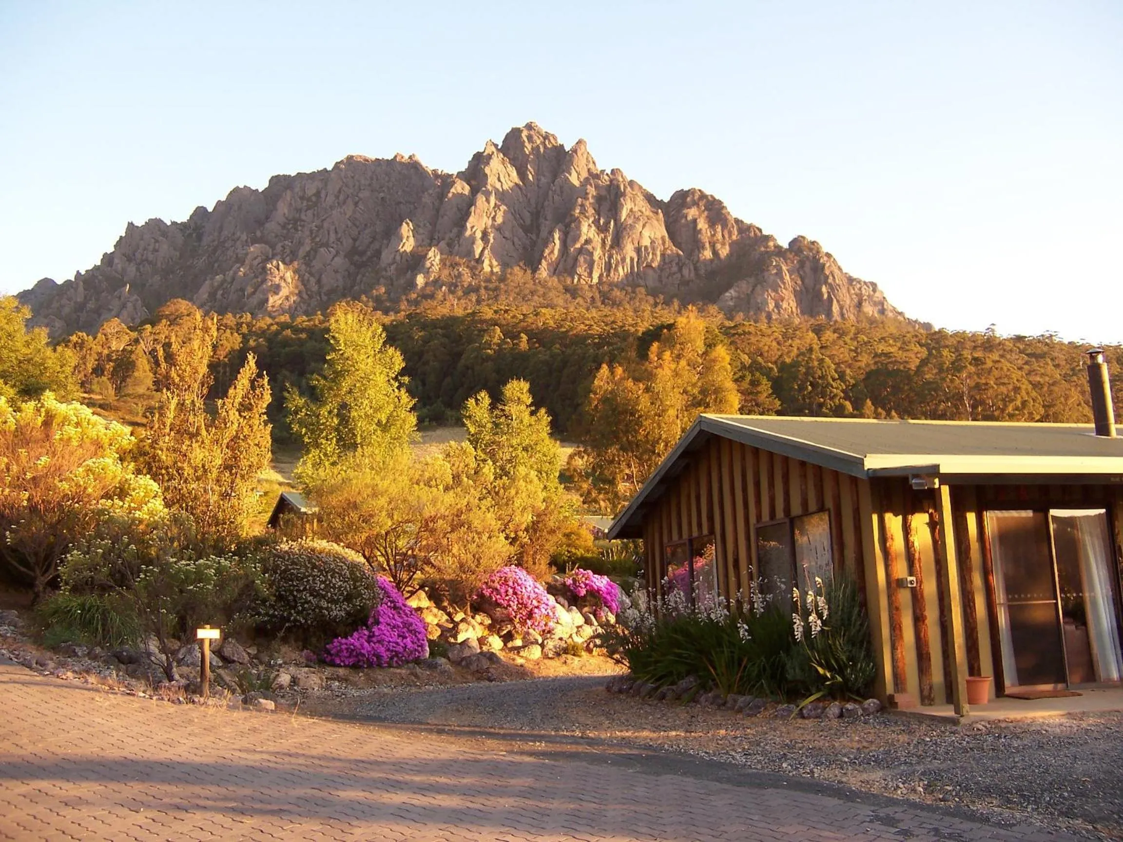 Mountain view in Silver Ridge Retreat