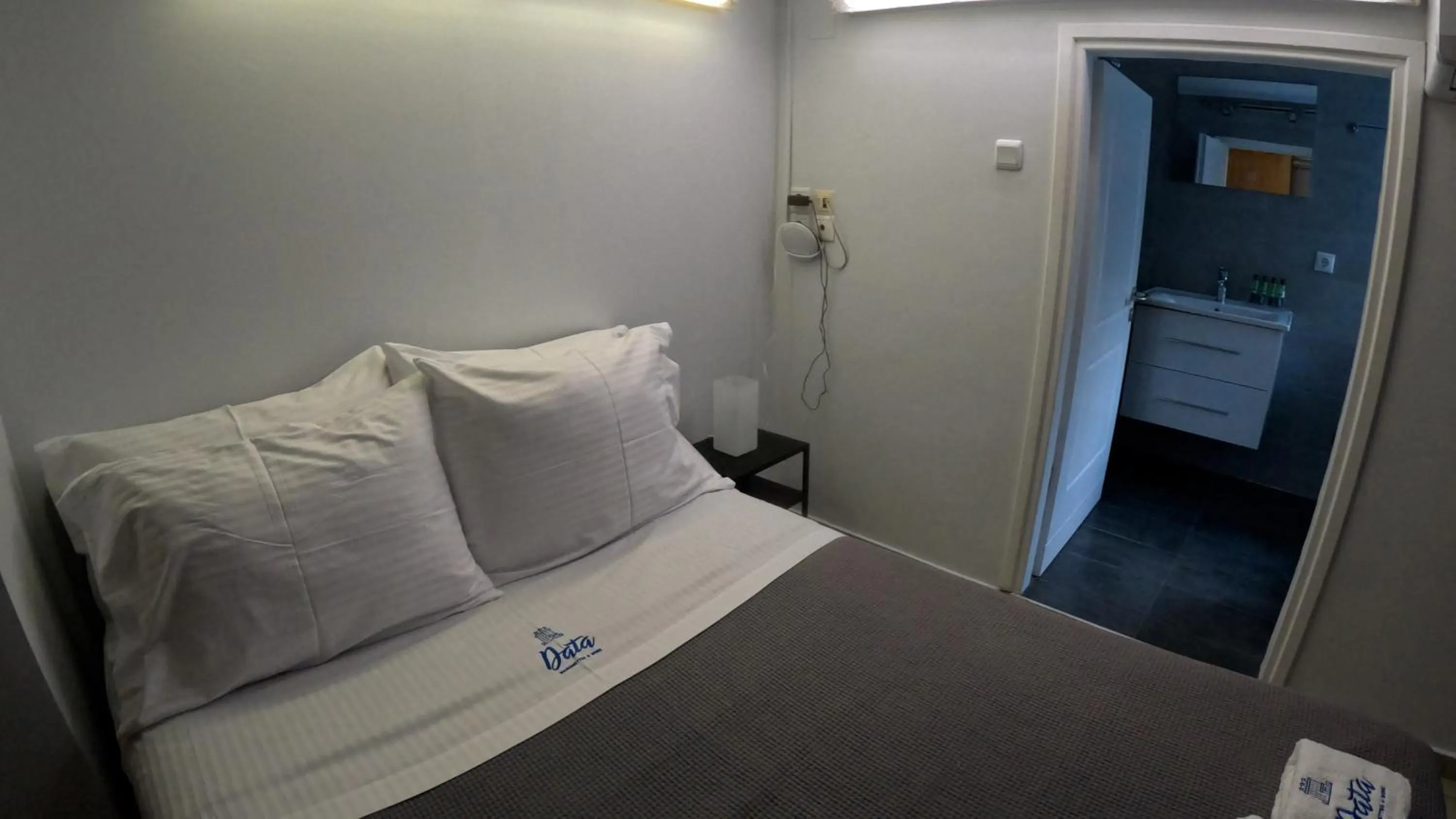 Bed in Data Chios Center semi basement