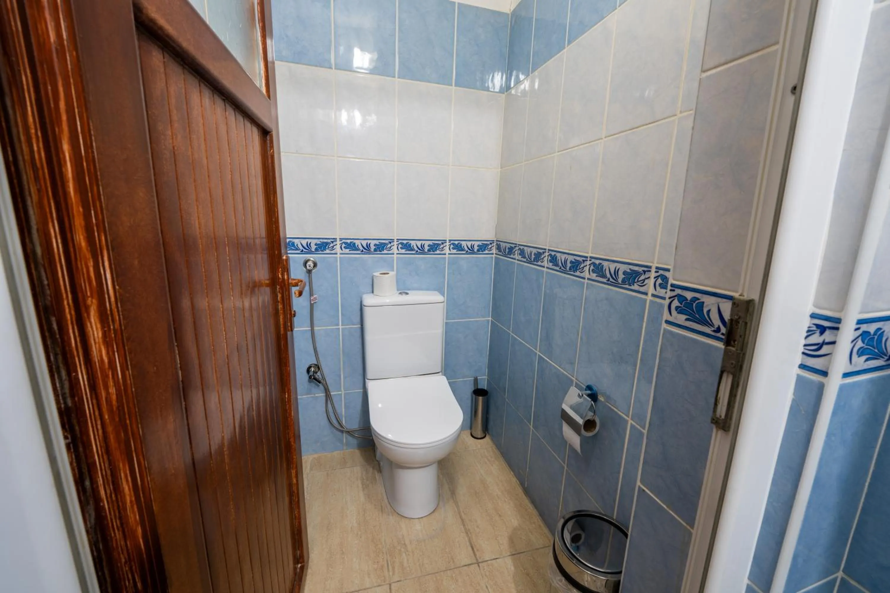 Shower in hotels crazy horse