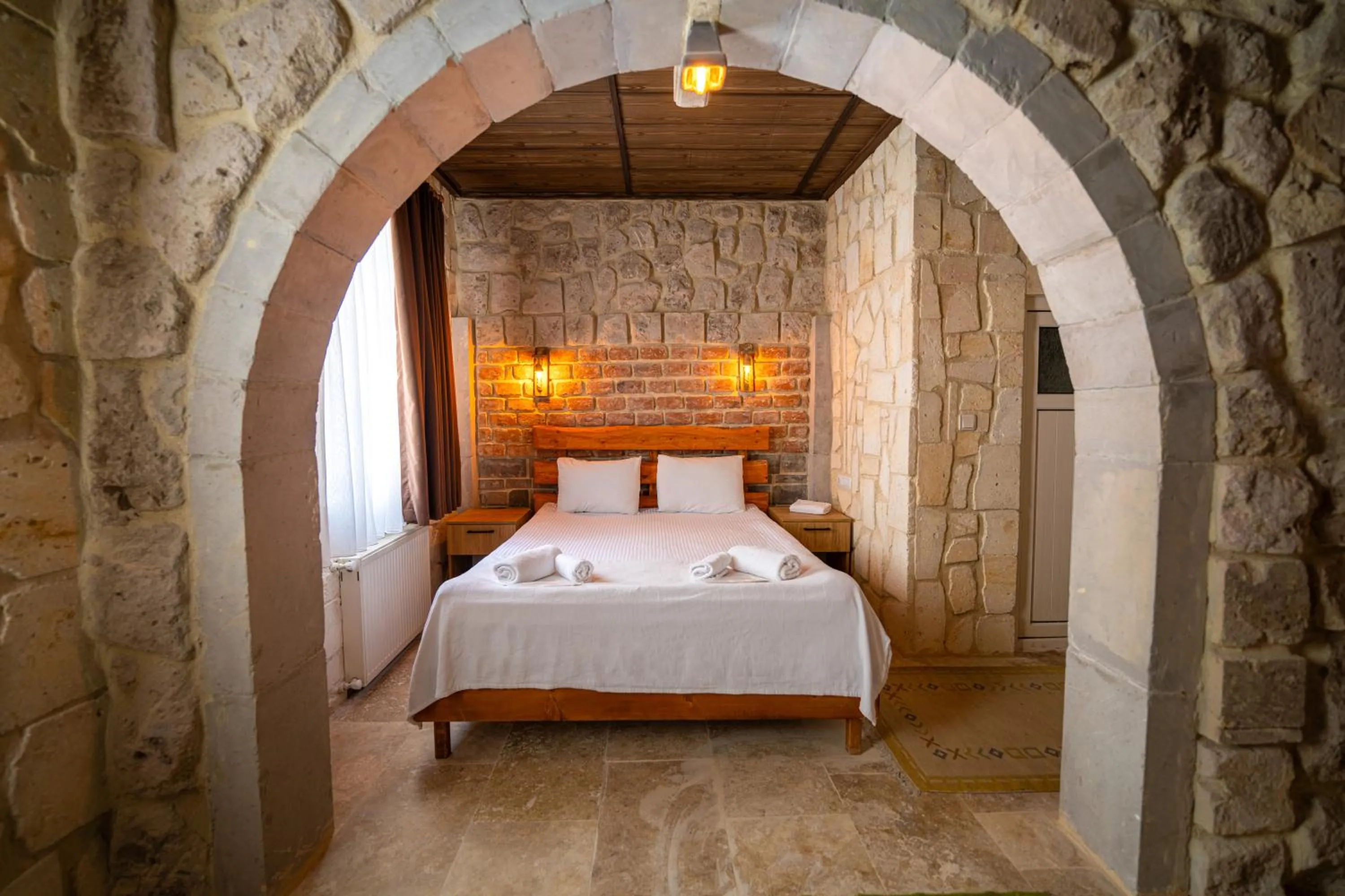 Toilet, Bed in hotels crazy horse